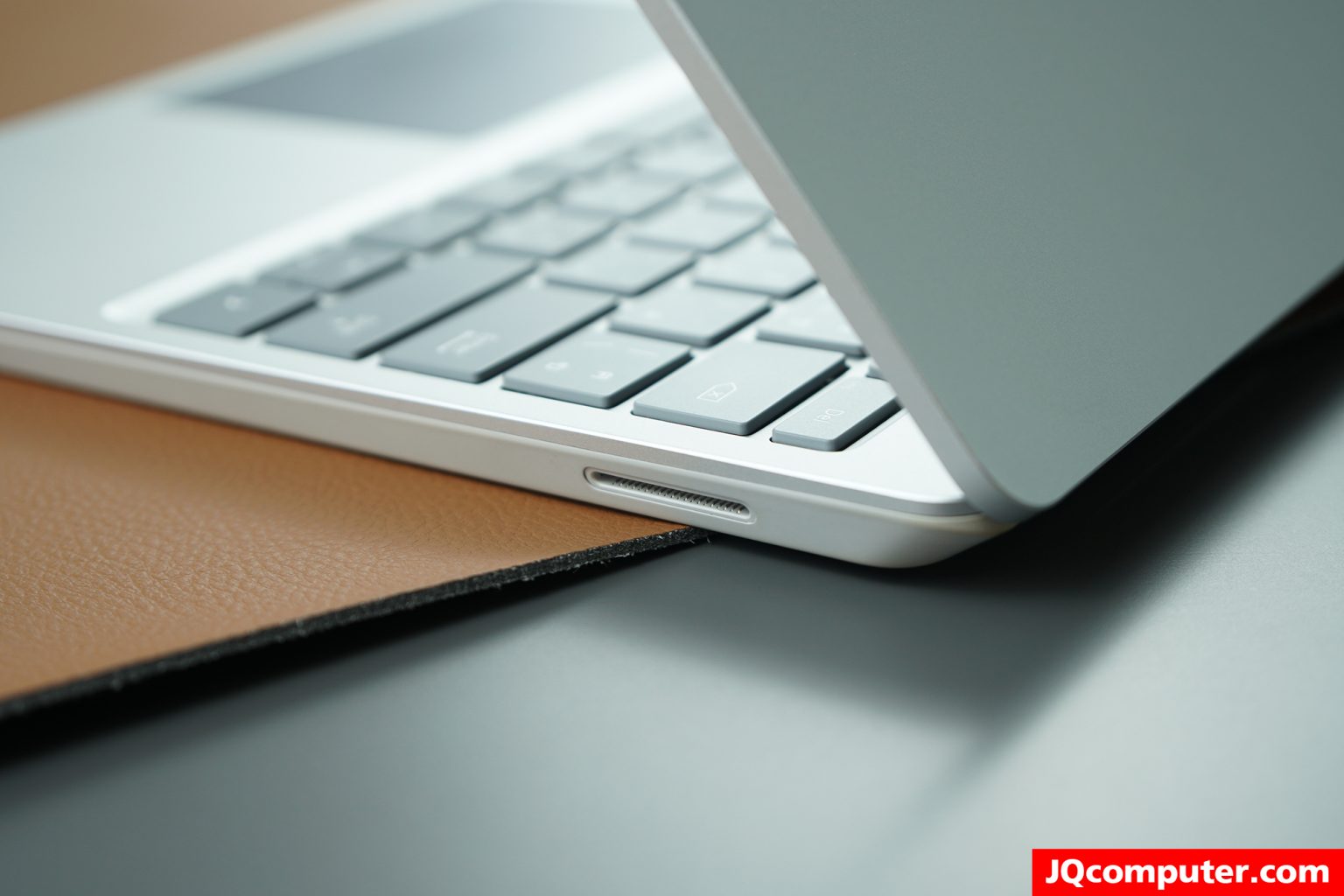 Microsoft Surface Laptop Go - Image 13