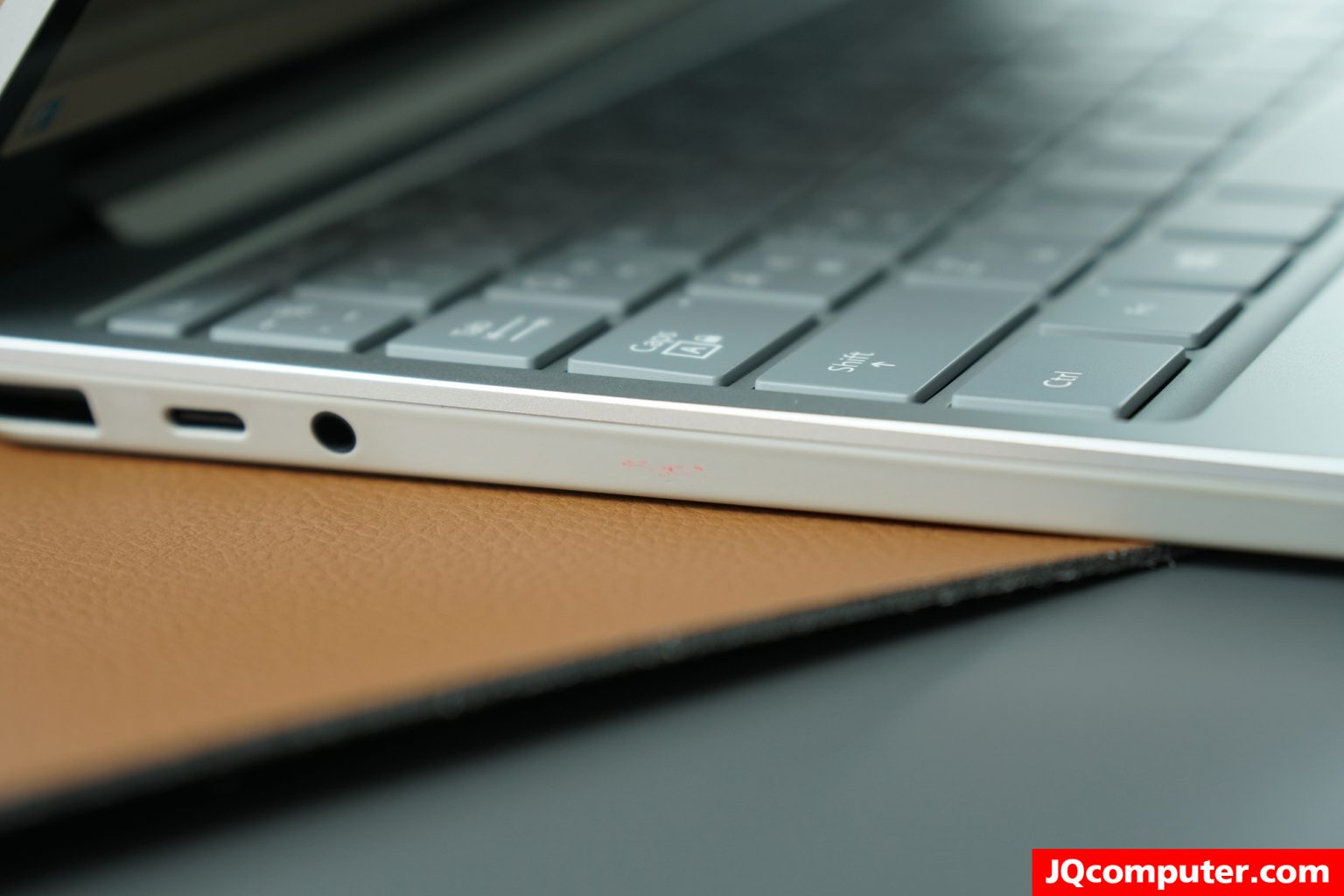 Microsoft Surface Laptop Go - Image 15