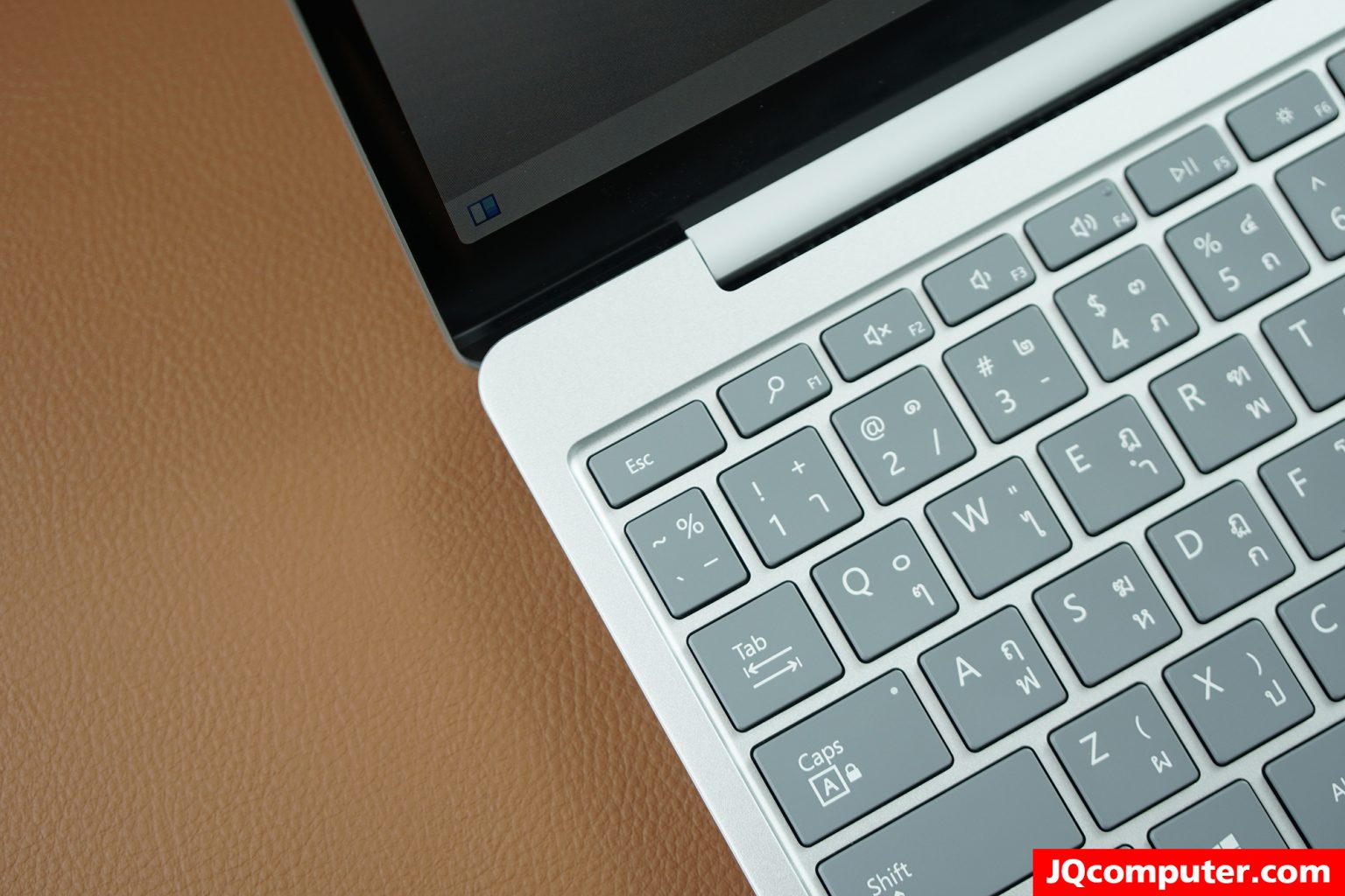 Microsoft Surface Laptop Go - Image 4