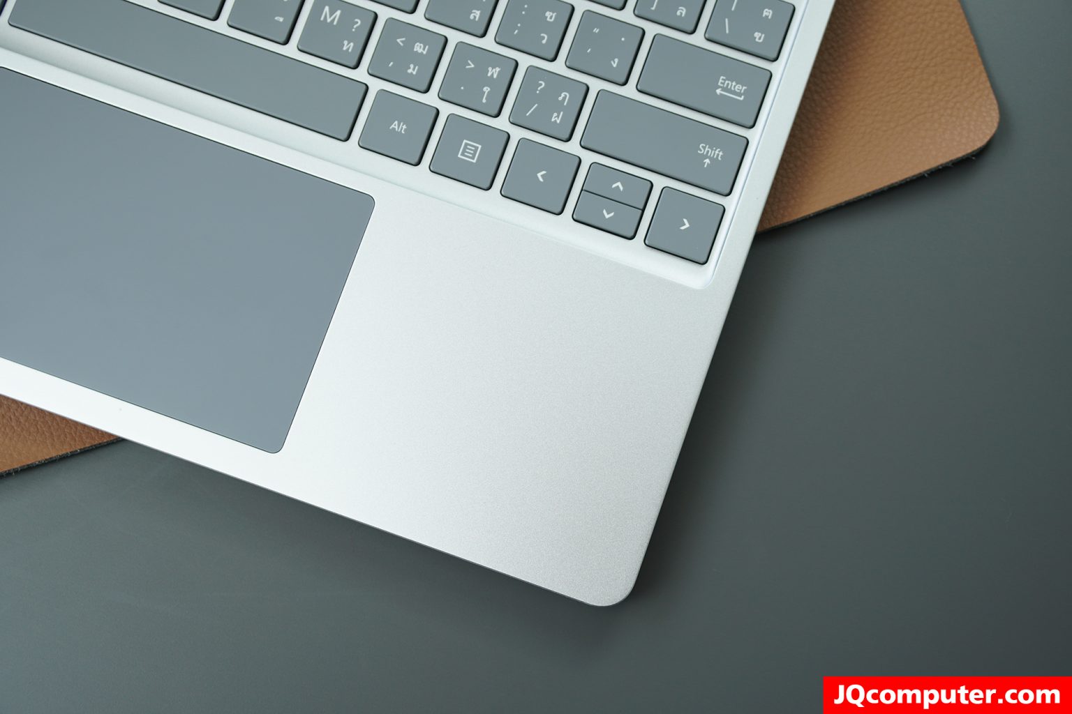 Microsoft Surface Laptop Go - Image 7