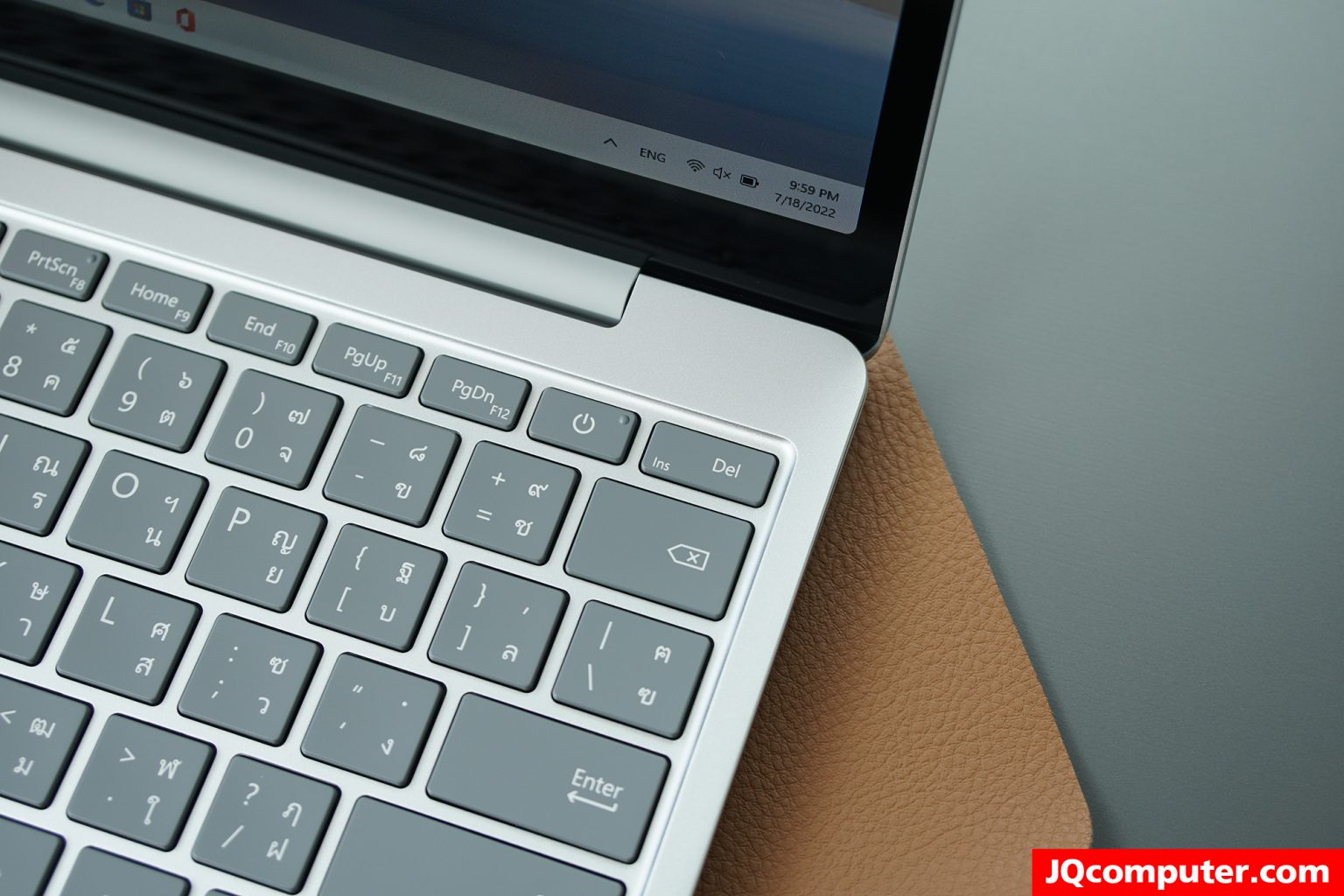 Microsoft Surface Laptop Go - Image 8