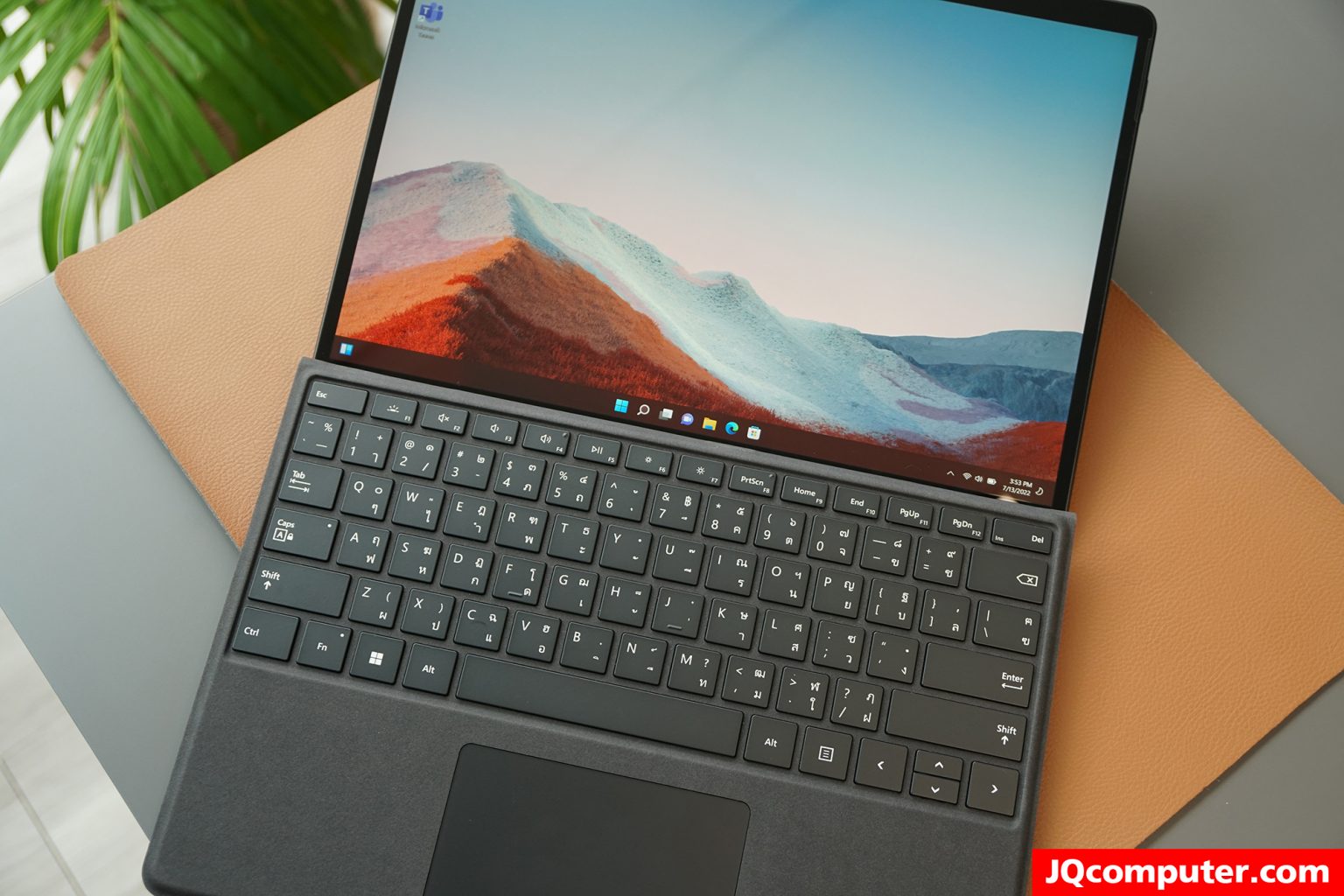 Microsoft Surface Pro 8 - Image 24