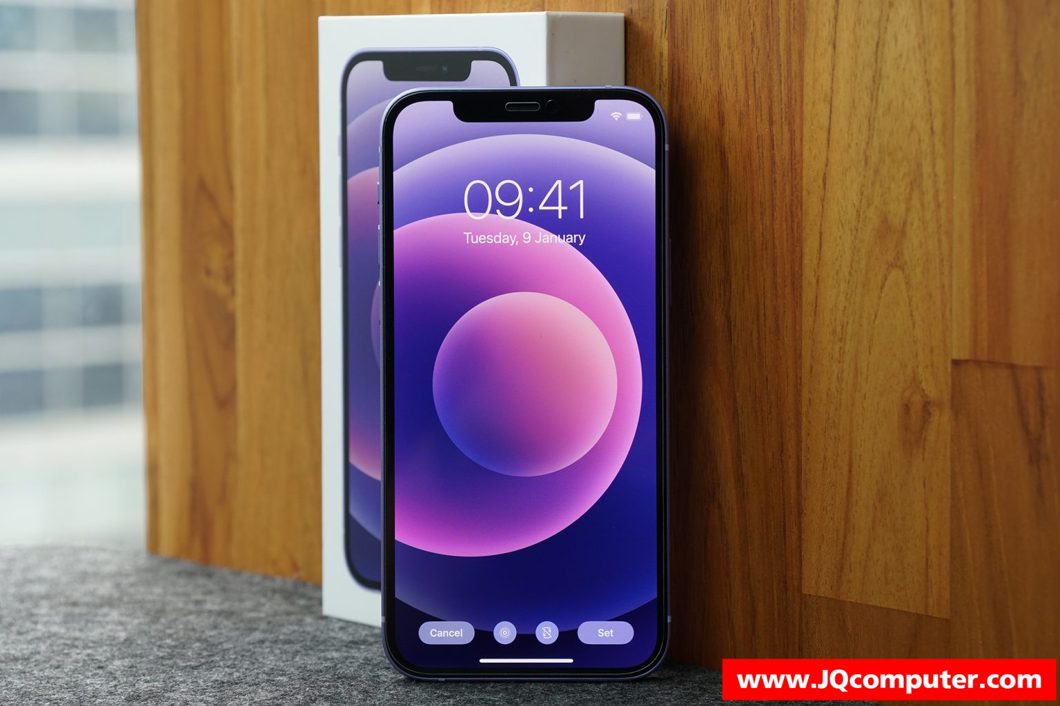 iPhone 12