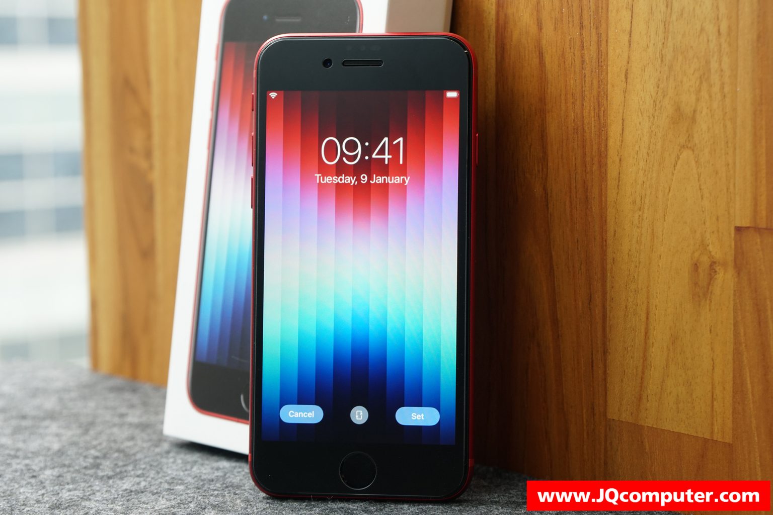 iPhone SE 3