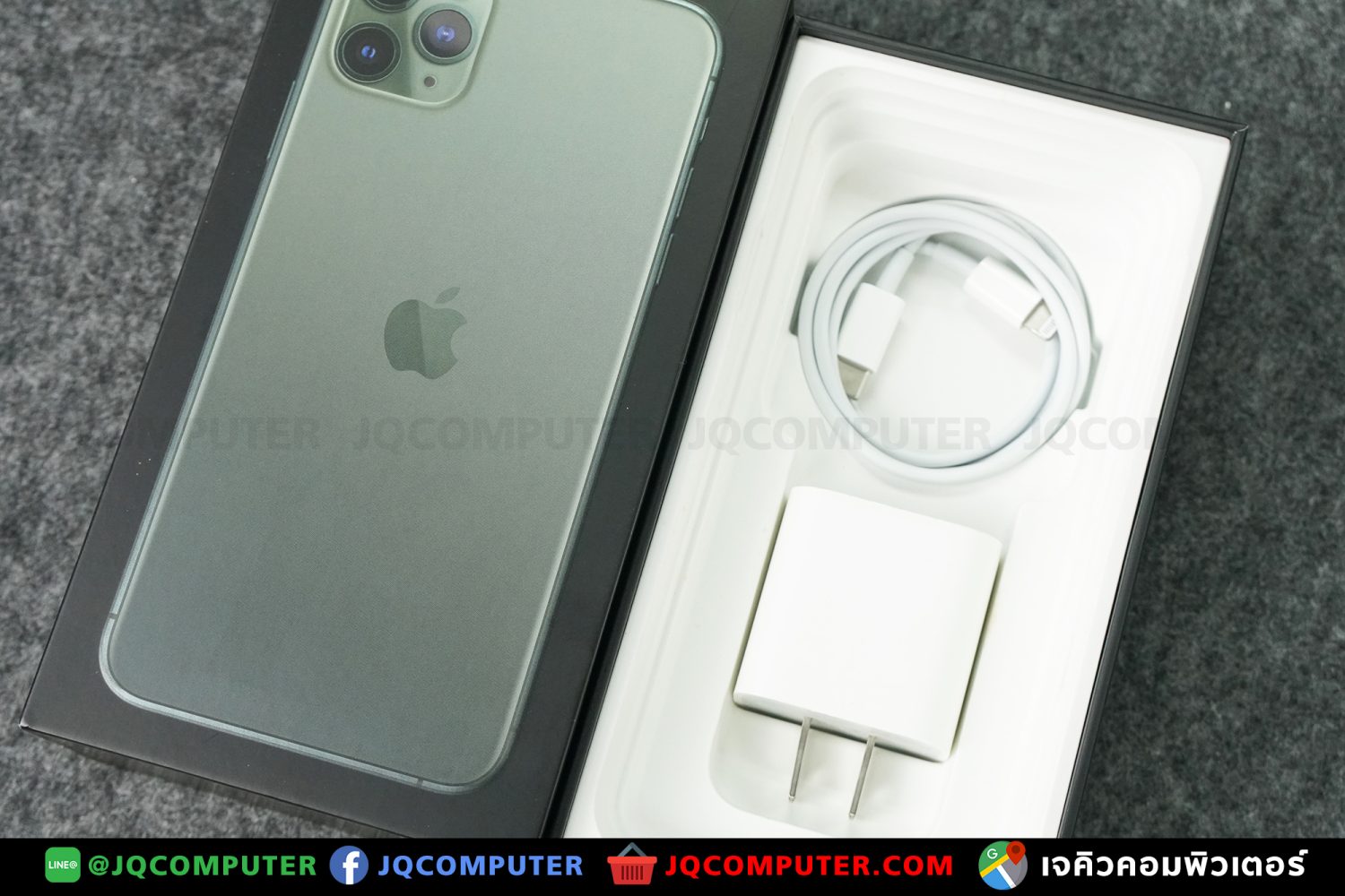 iPhone 11 Pro Max, 256 GB, Midnight Green - Image 17