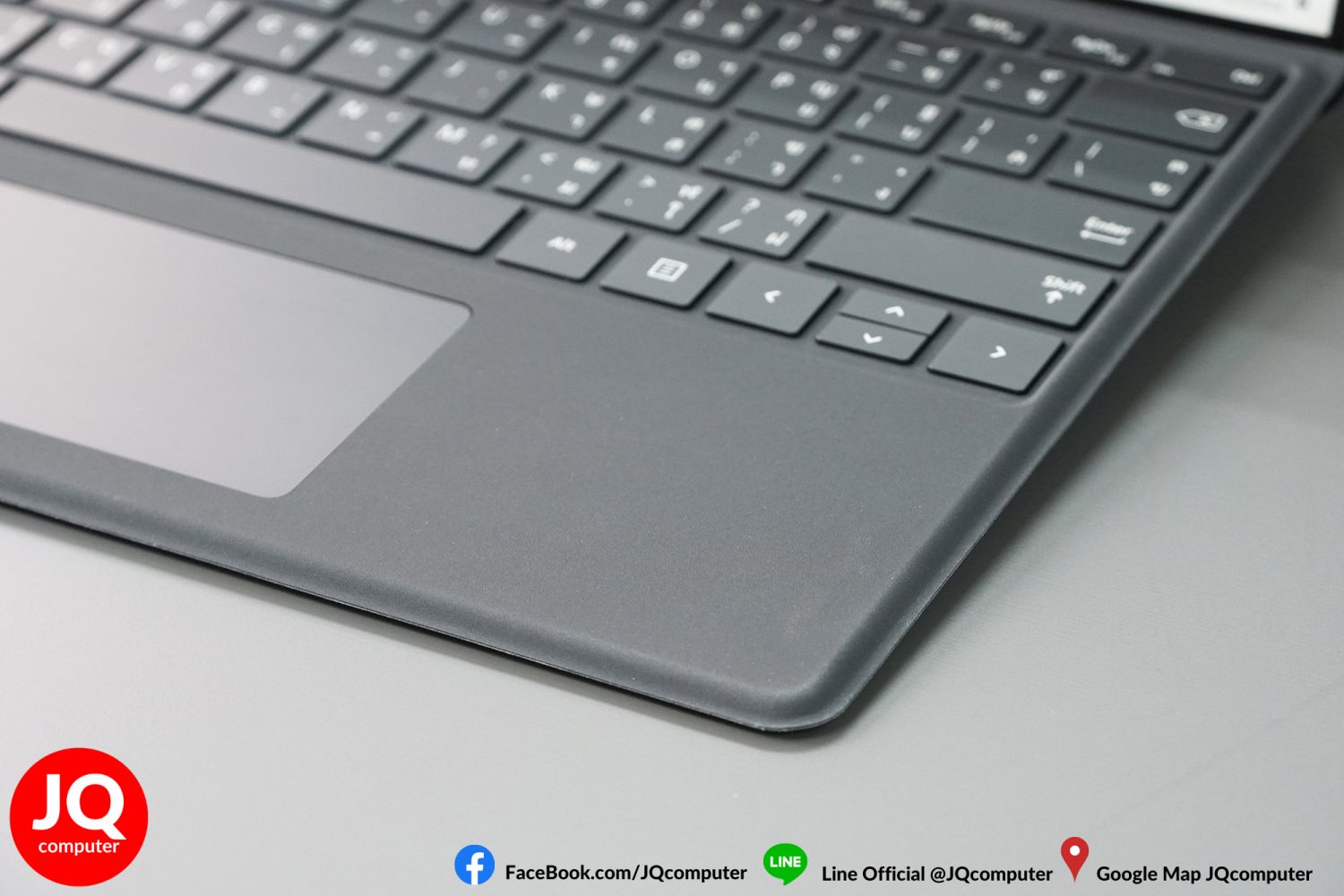 Surface Pro X (SQ1) - Image 5