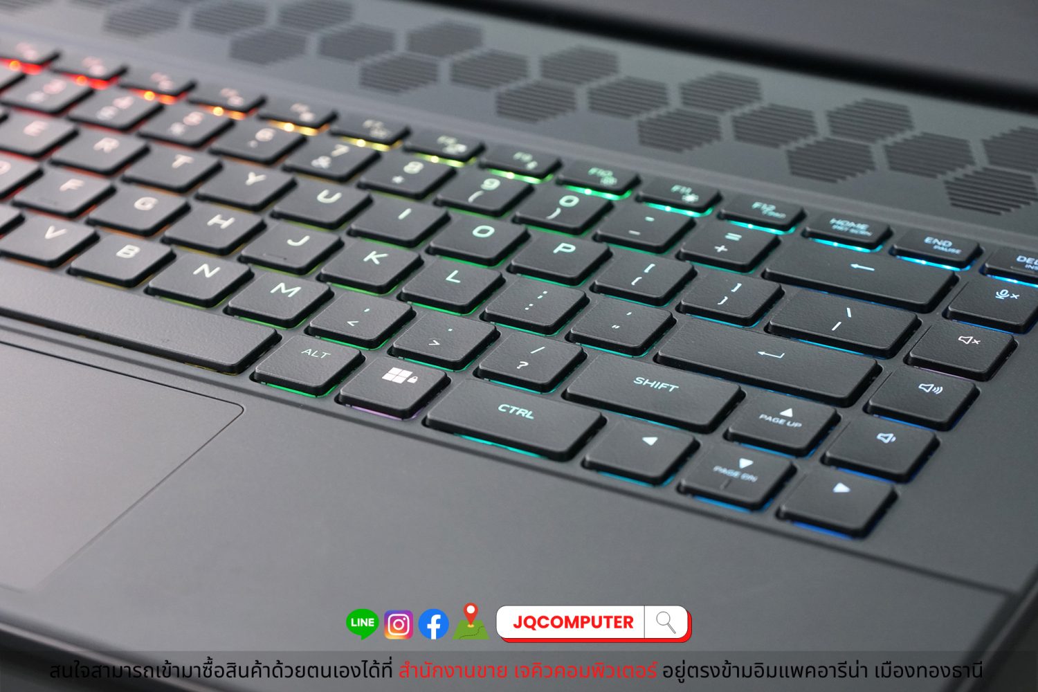 Dell Alienware M16 R1 - Image 10