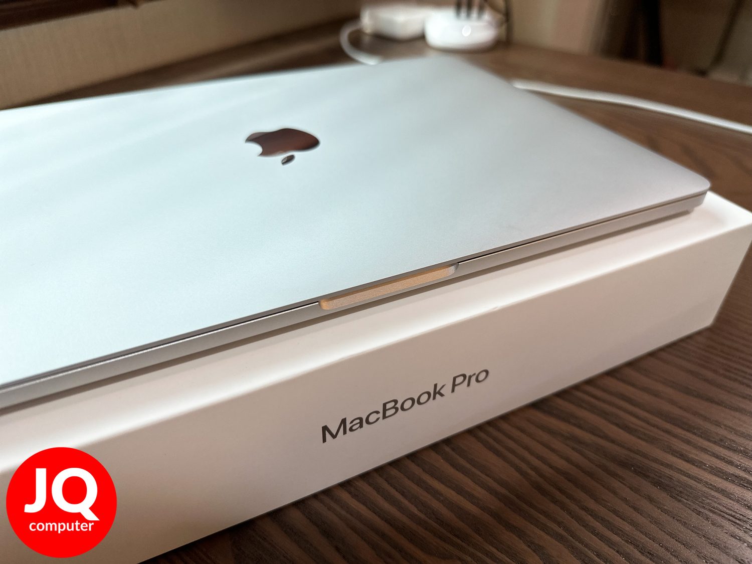 MacBook Pro 13" 2020 Apple M1 (Apple Care+) - Image 13