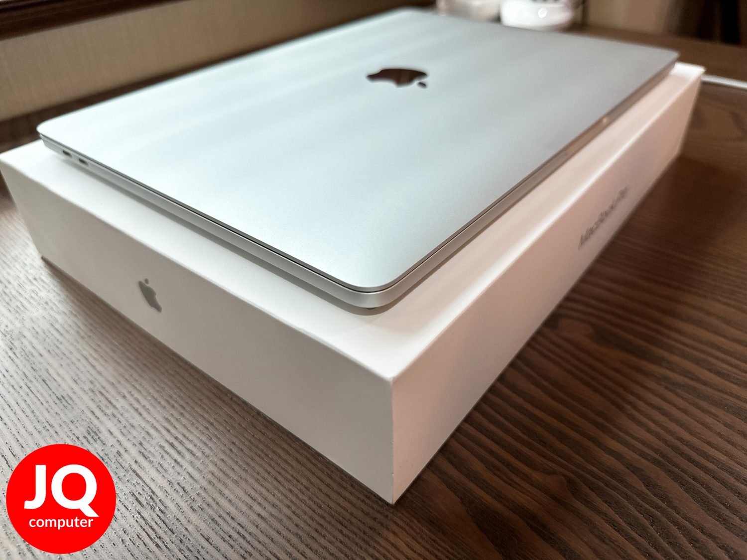 MacBook Pro 13" 2020 Apple M1 (Apple Care+) - Image 14