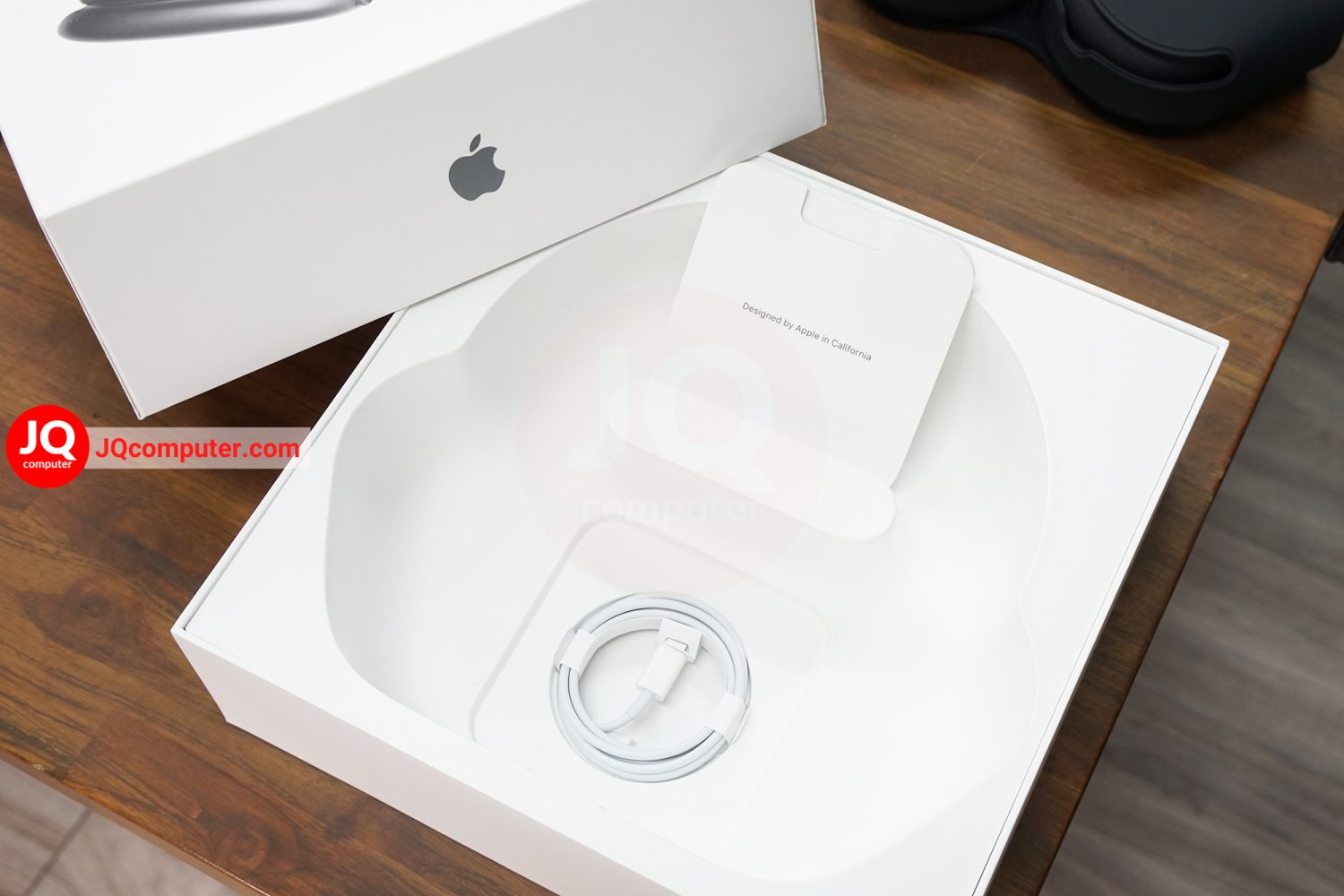 Apple AirPods Max - Image 9