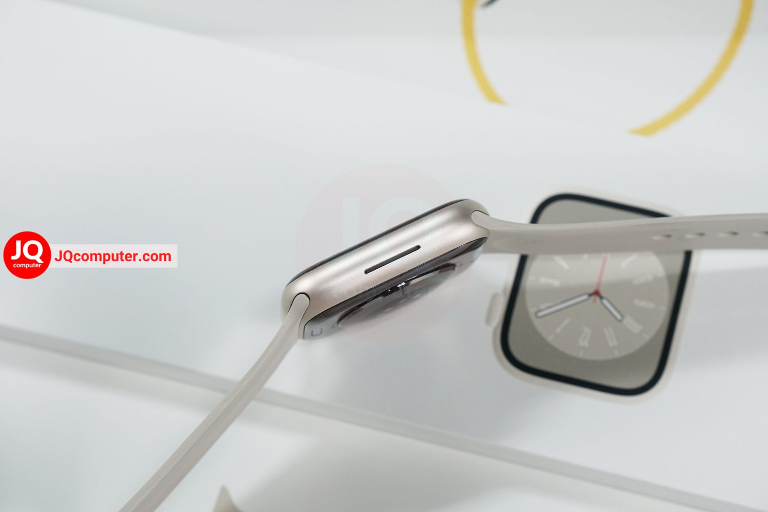 Apple Watch 8 GPS / 41 MM - Image 4