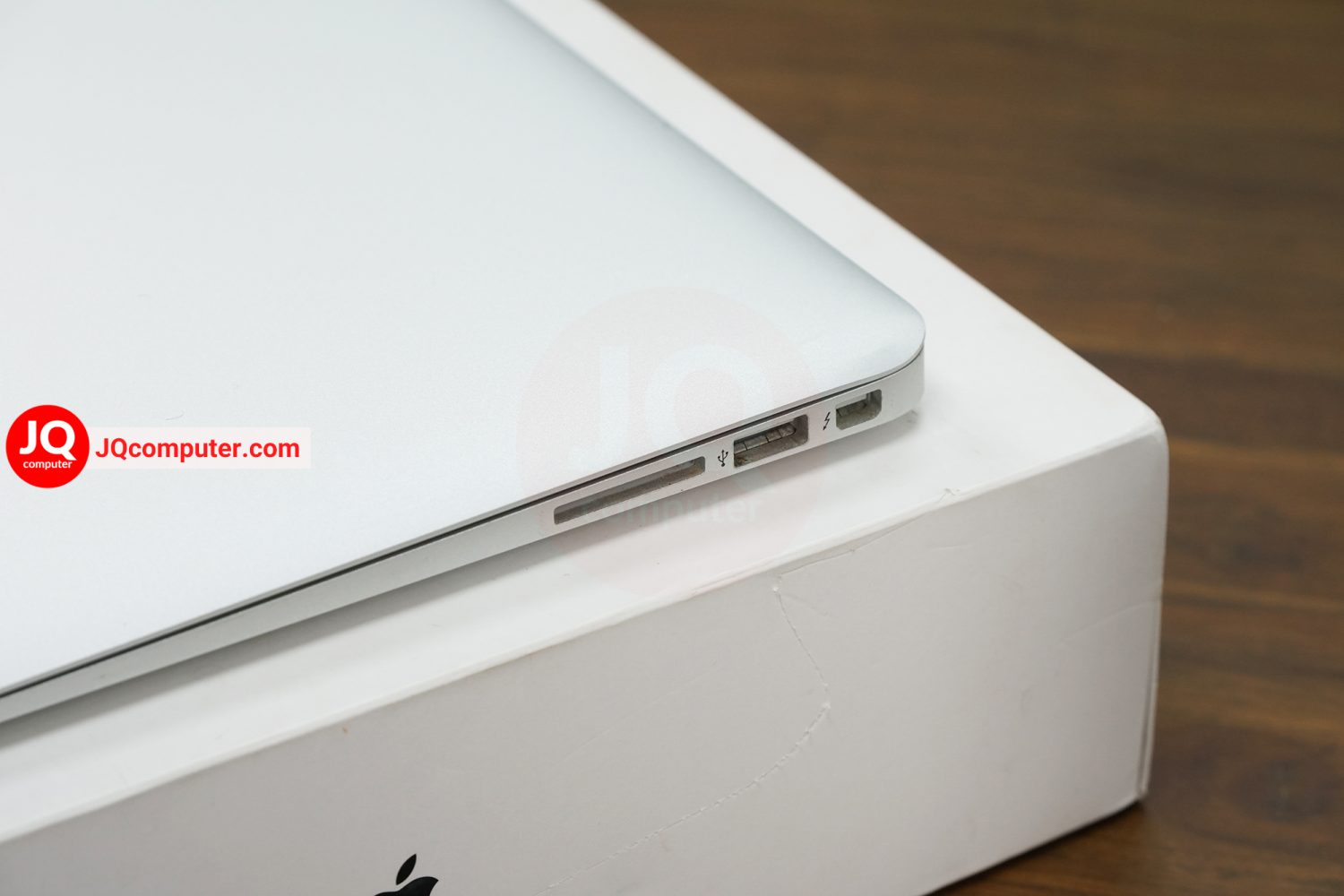 MacBook Air 13" 2014 / Intel Core i5 - Image 12