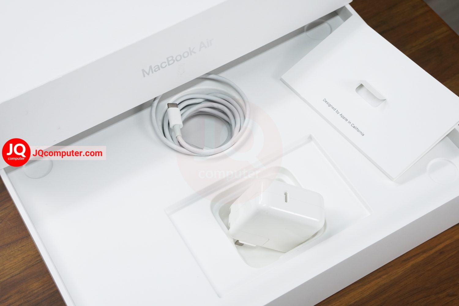 MacBook Air 13" 2019 / Intel Core i5 - Image 17