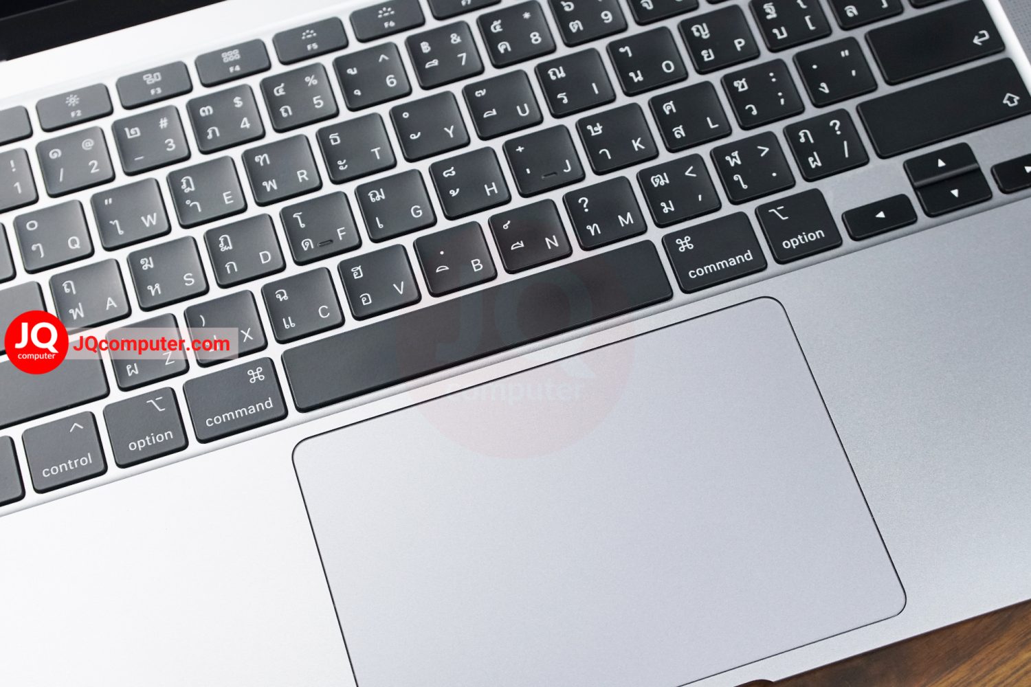 MacBook Air 13" 2020 / Intel Core i5 - Image 10