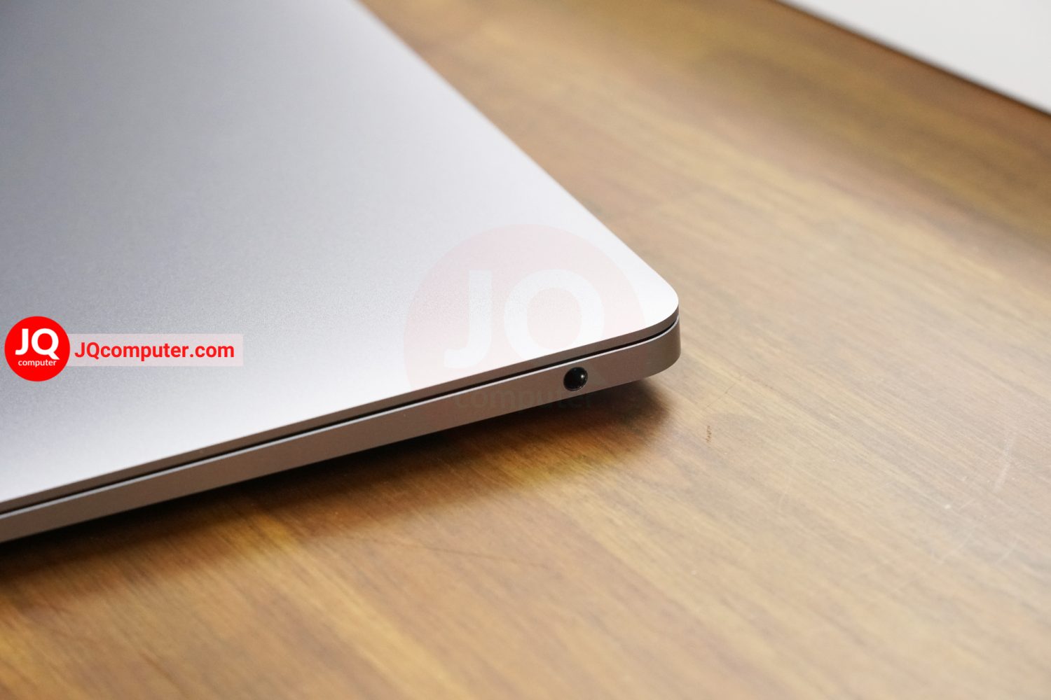 MacBook Air 13" 2020 / Intel Core i5 - Image 11