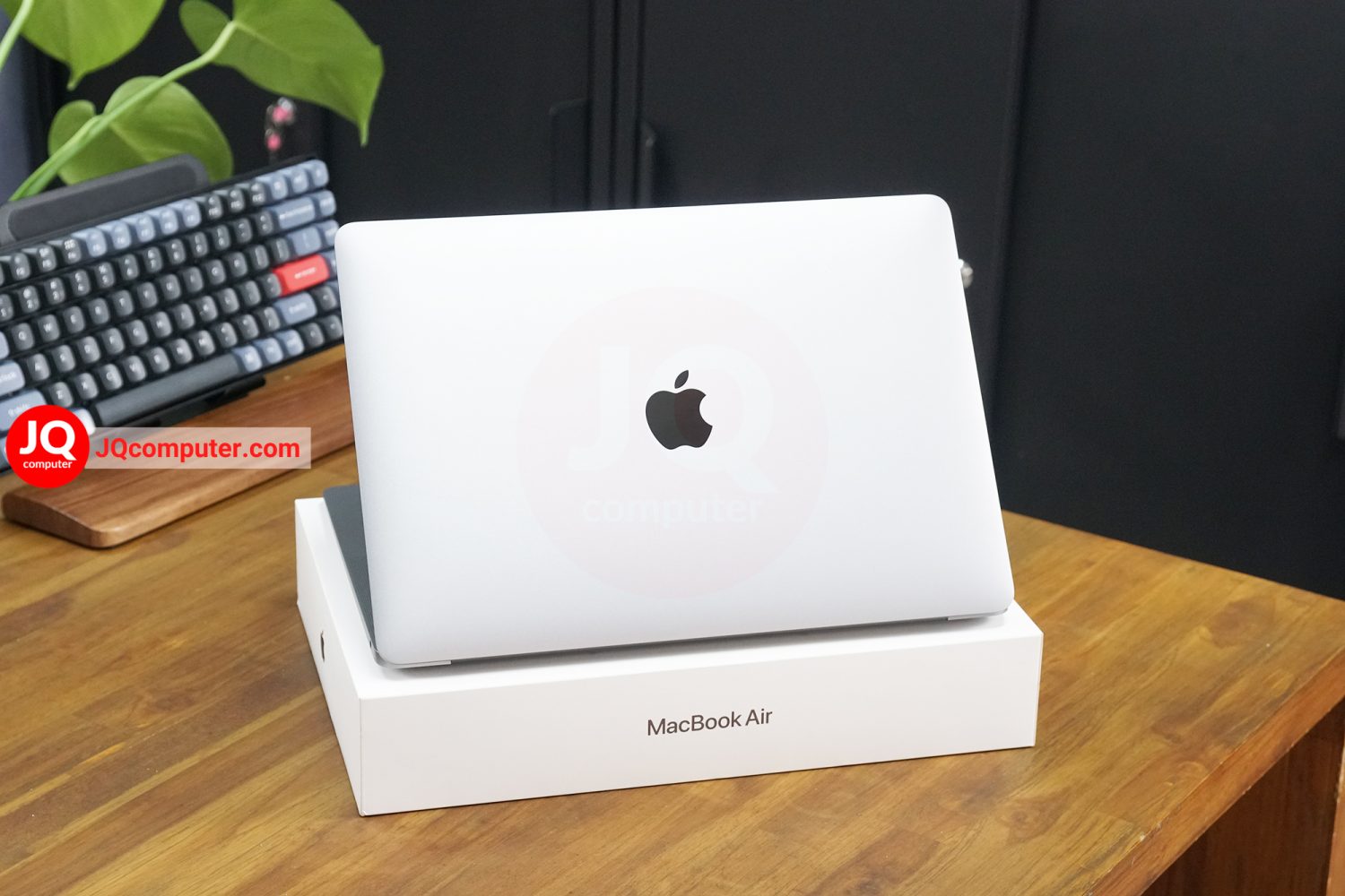 MacBook Air 13" 2020 / Apple M1 (Apple Care+) - Image 2