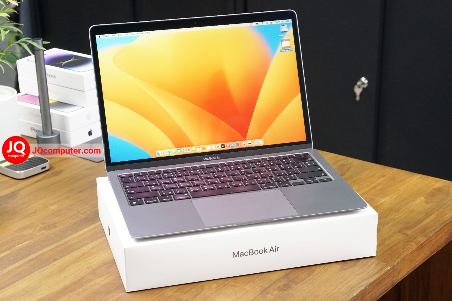 MacBook Air 13" 2020 / Apple M1