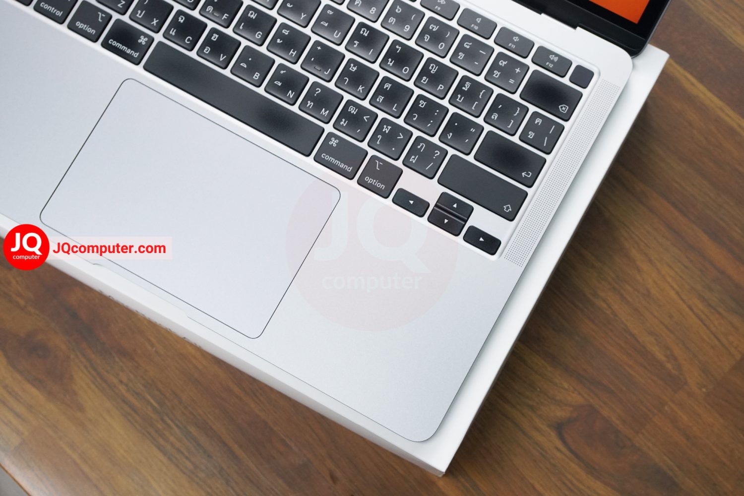 MacBook Air 13" 2020 / Apple M1 - Image 4
