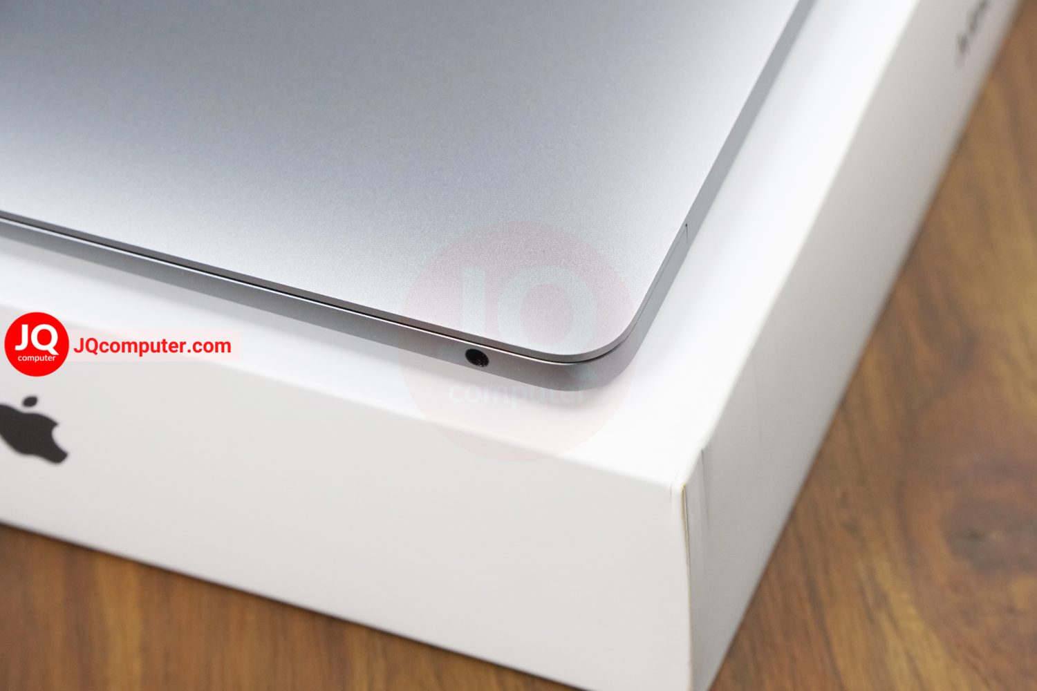 MacBook Air 13" 2020 / Apple M1 (512GB) - Image 11