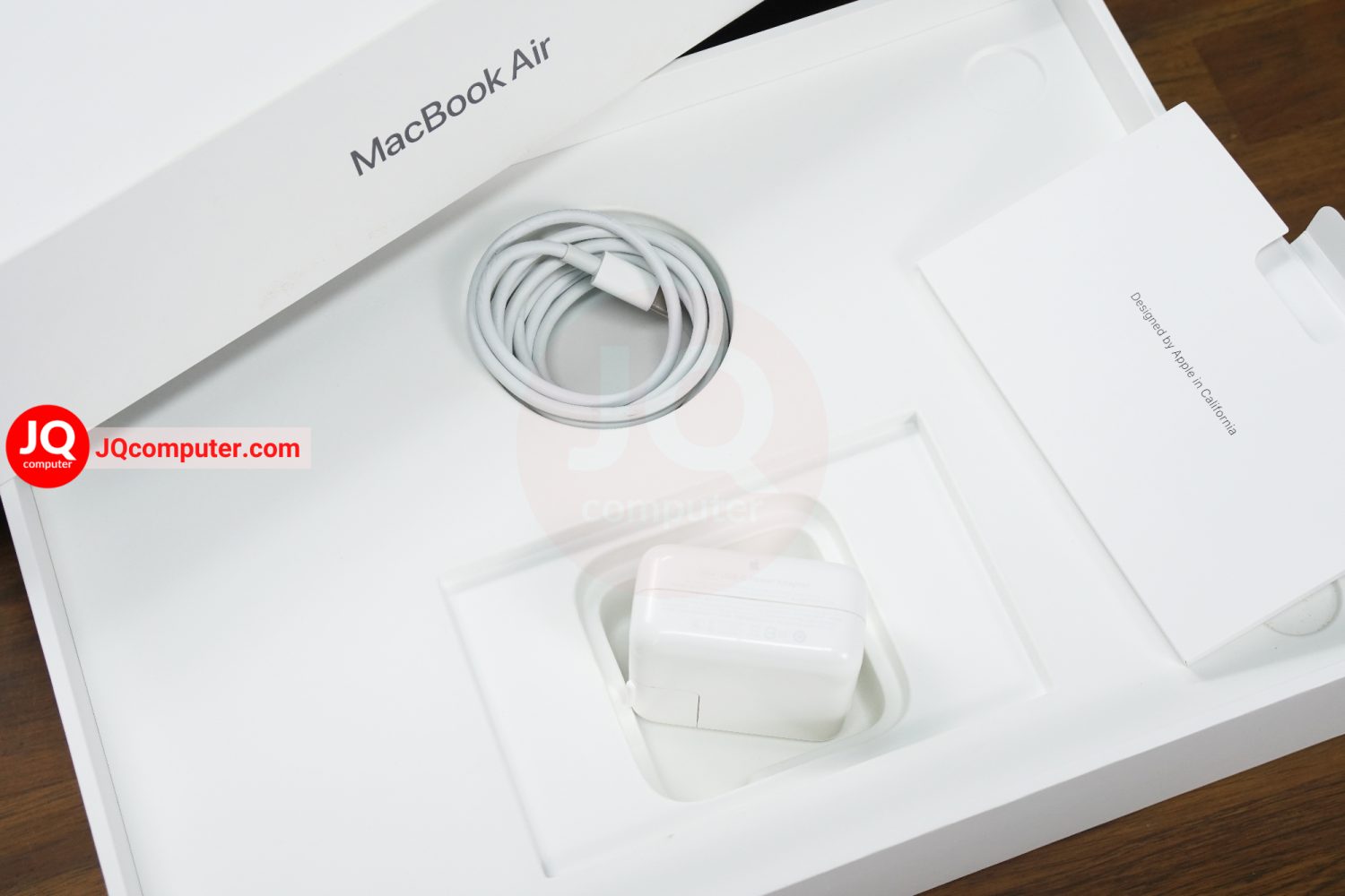 MacBook Air 13" 2020 / Apple M1 (512GB) - Image 17