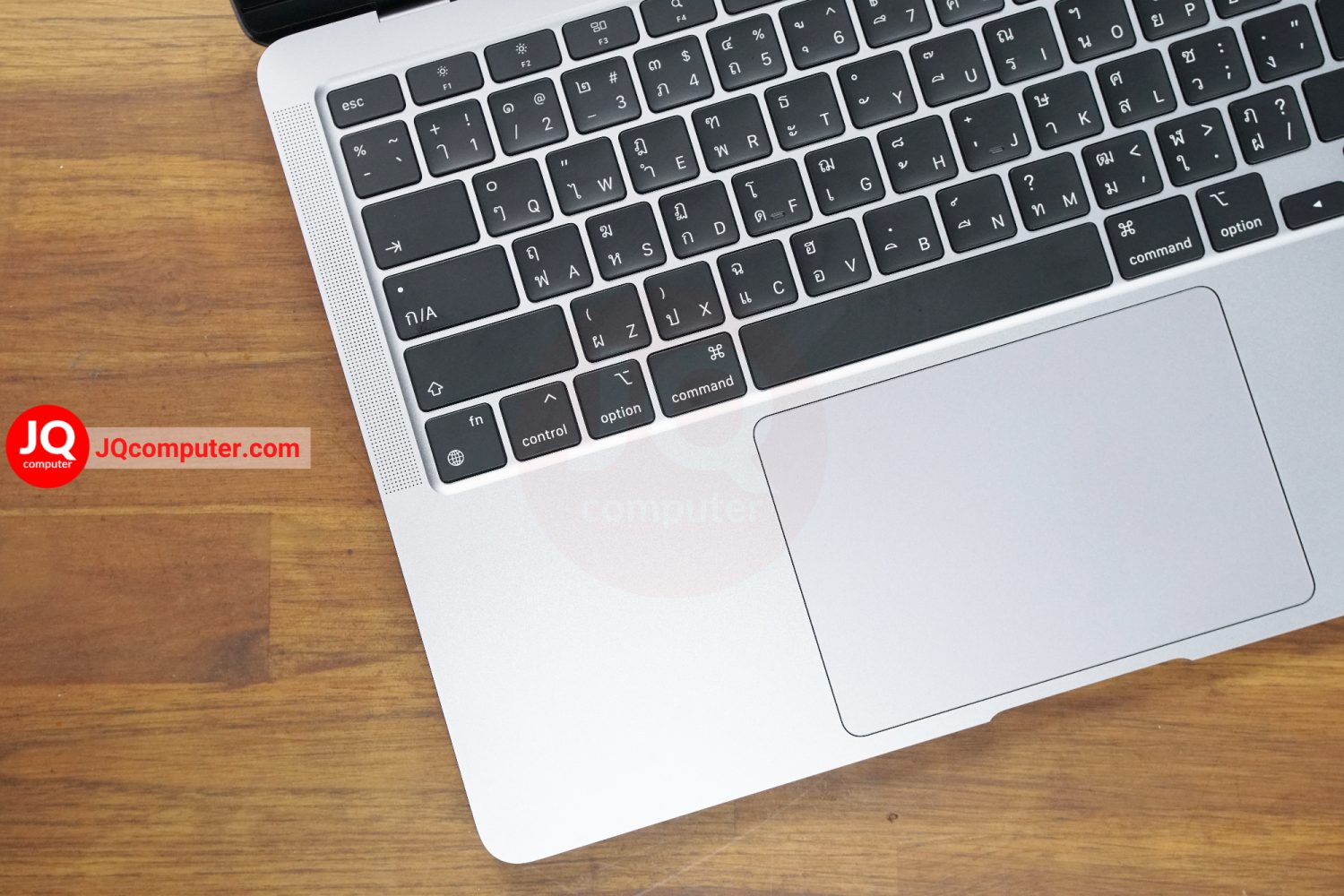 MacBook Air 13" 2020 / Apple M1 (512GB) - Image 3