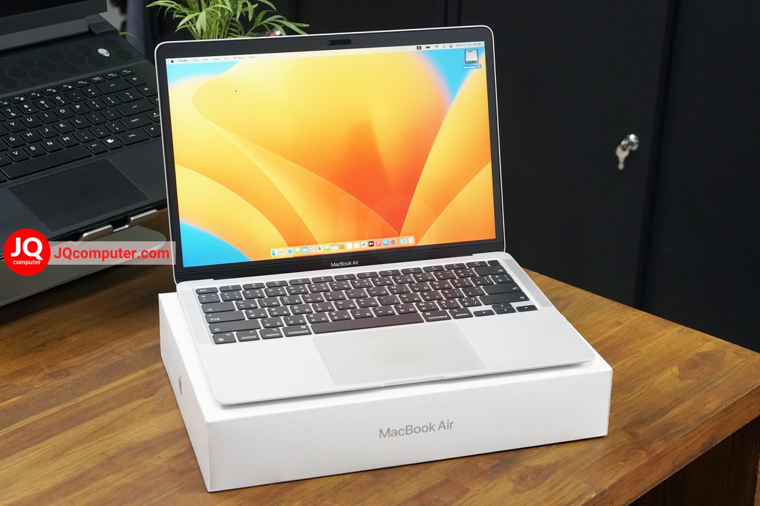 MacBook Air 13" 2020 / Apple M1