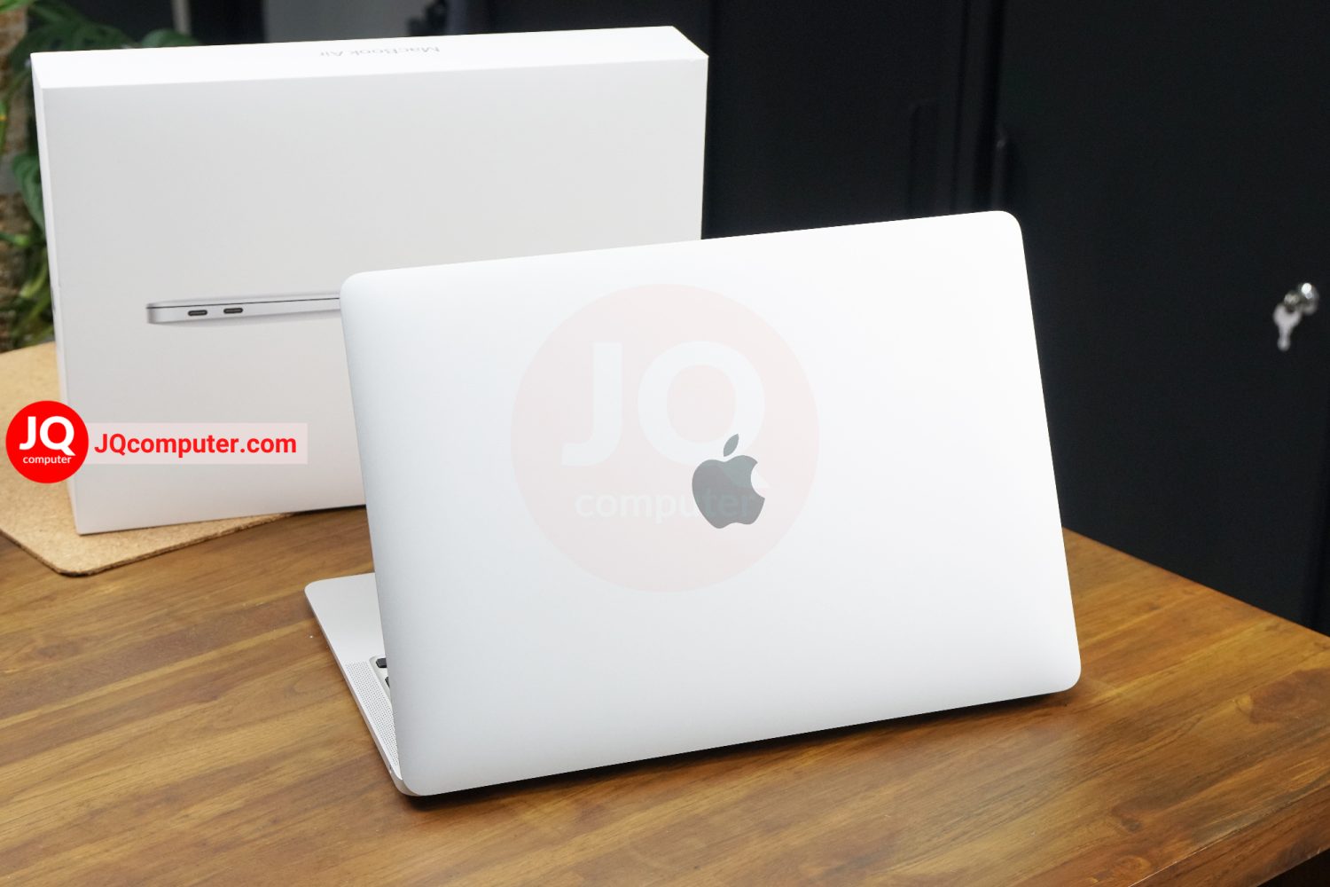 MacBook Air 13" 2020 / Apple M1 - Image 2