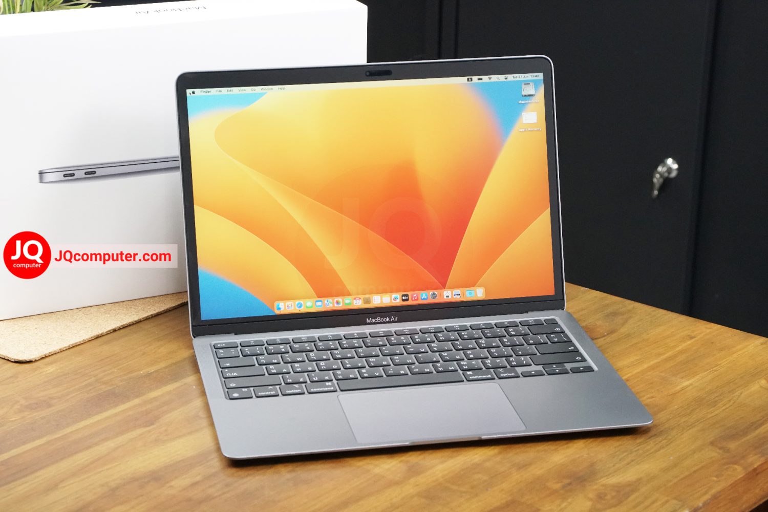 MacBook Air 13" 2020 / Apple M1
