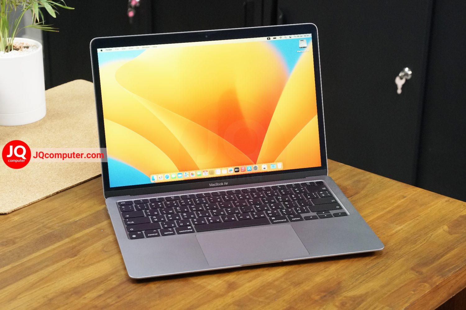 MacBook Air 13" 2020 / Apple M1 (CTO)