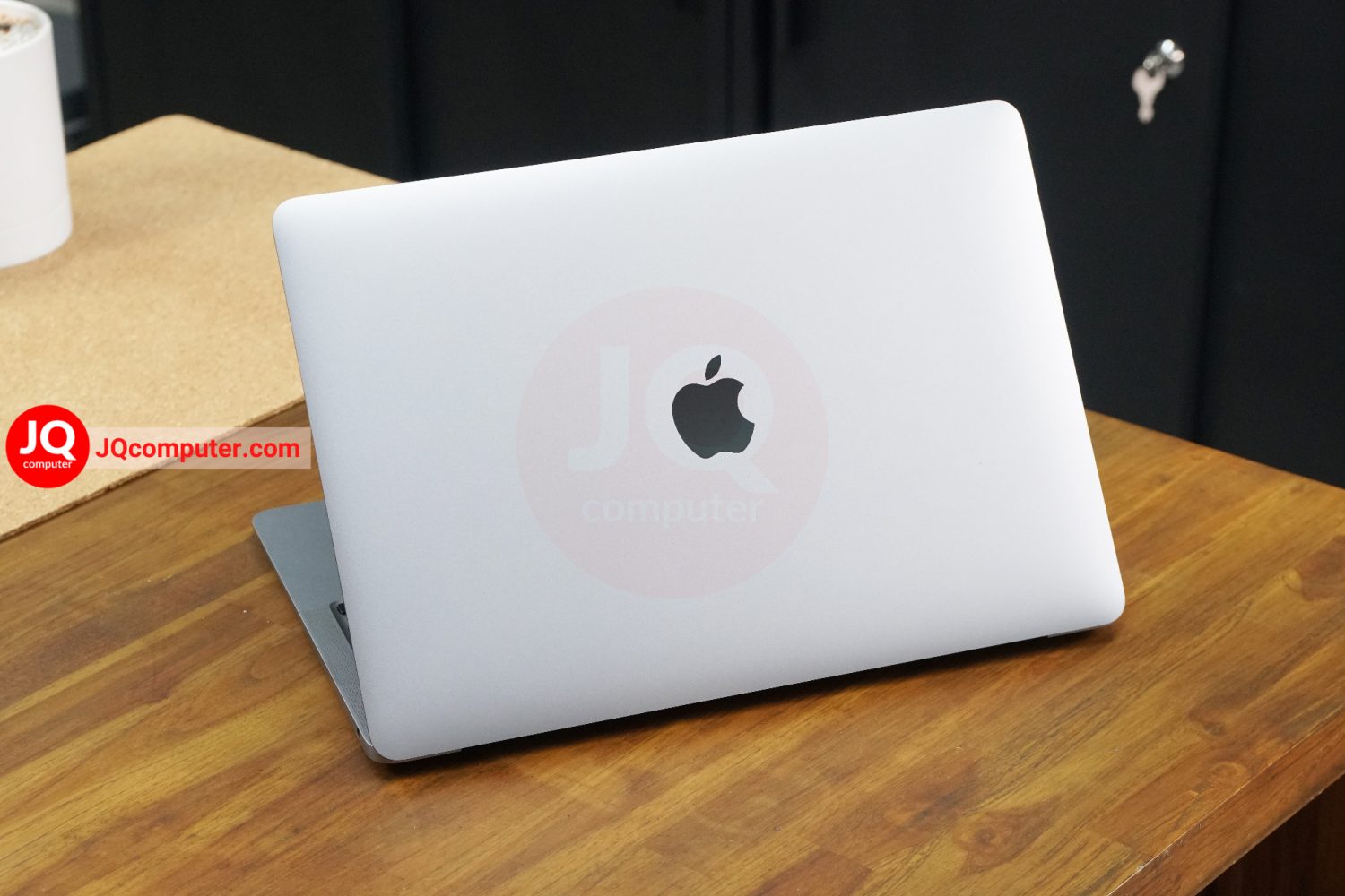 MacBook Air 13" 2020 / Apple M1 (CTO) - Image 2