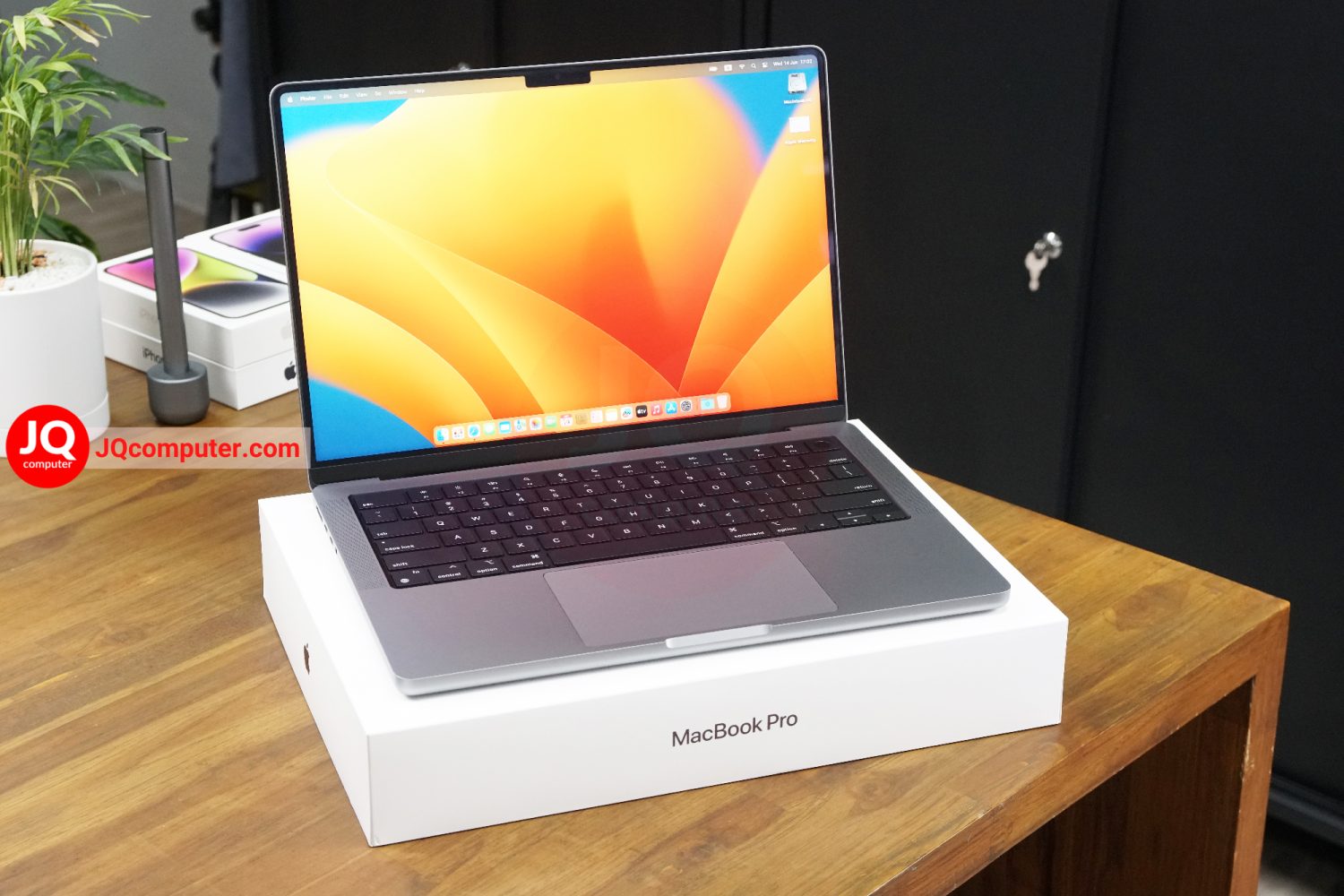 MacBook Pro 14" 2021 / M1 Pro (Apple Care+)