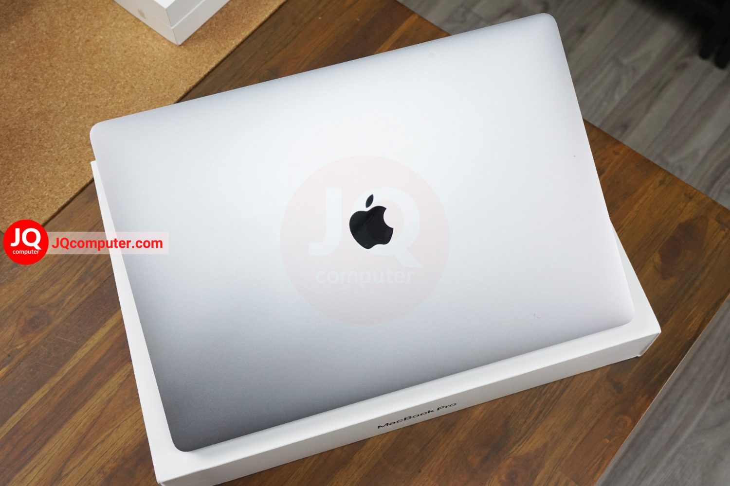MacBook Pro 16" 2019 - Image 2