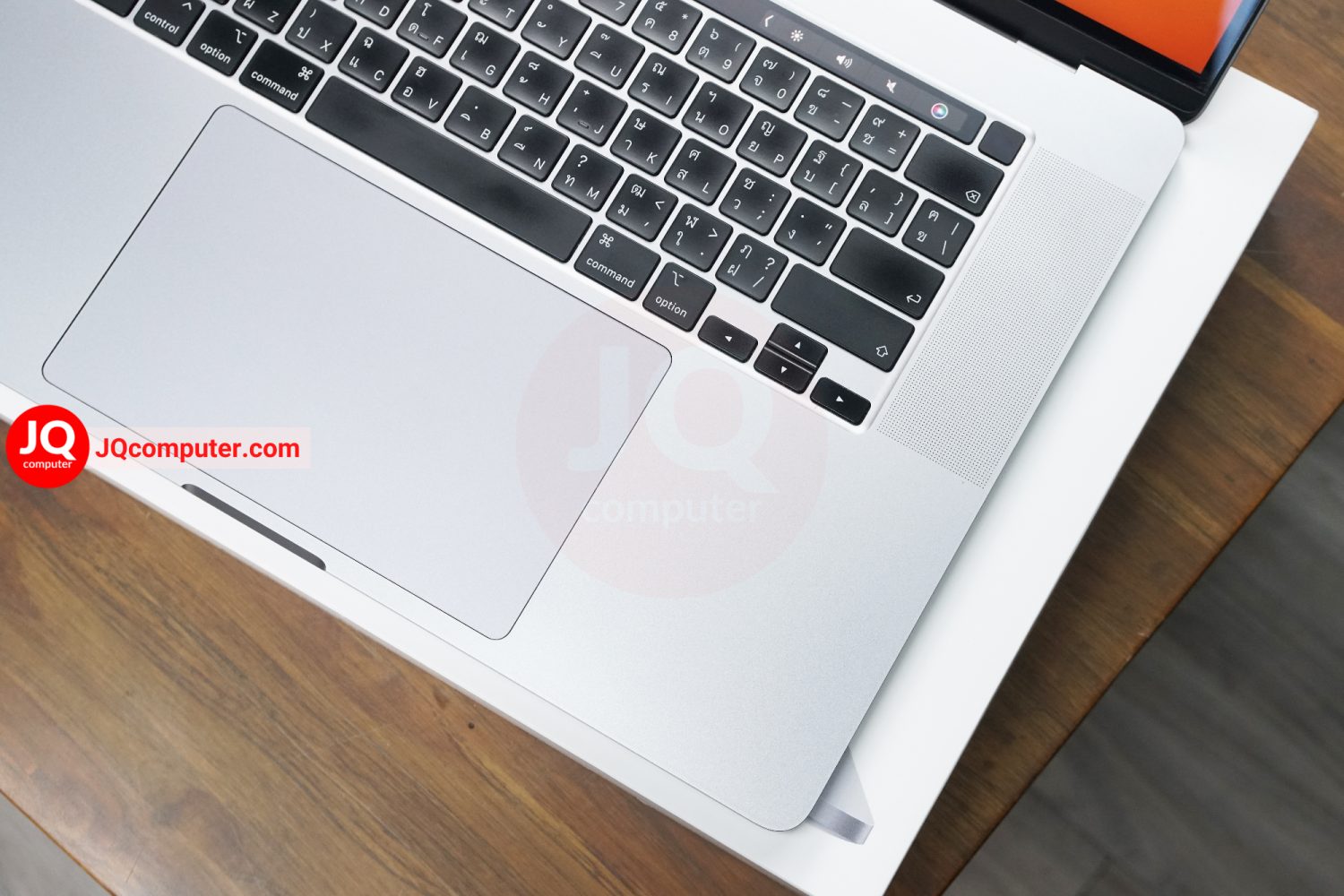 MacBook Pro 16" 2019 - Image 4