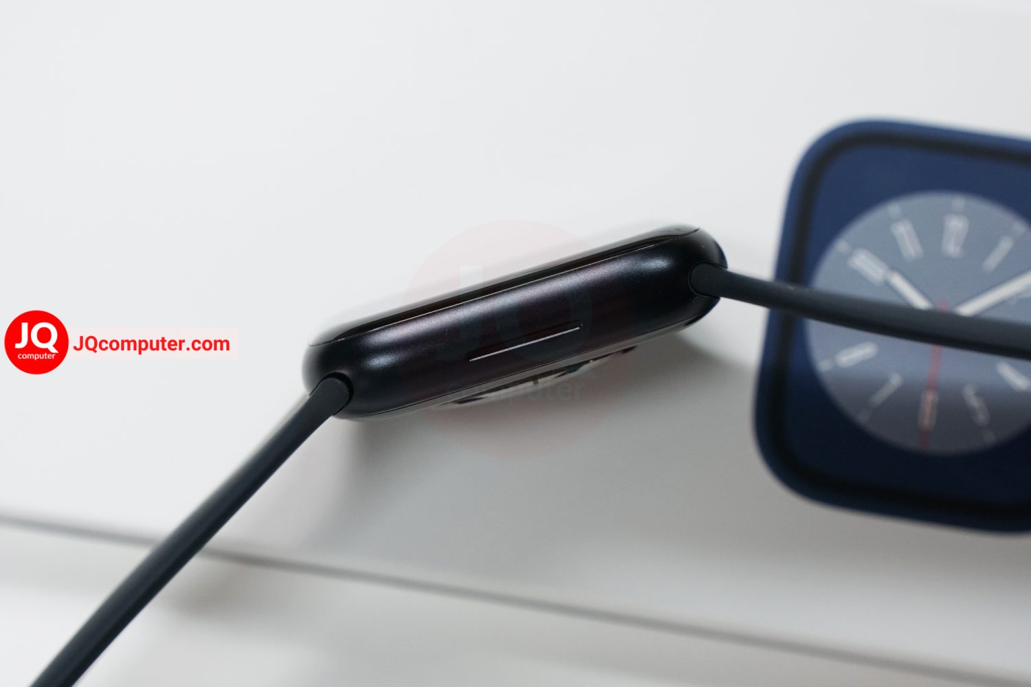 Apple Watch 8 GPS / 45 MM - Image 4