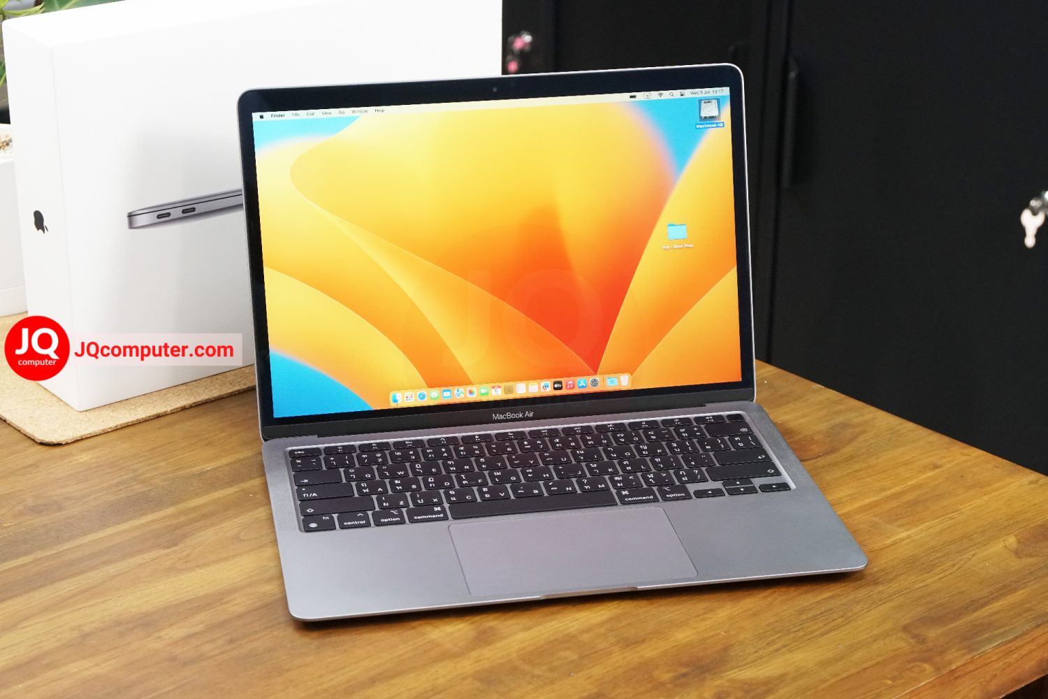 MacBook Air 13" 2020 / Apple M1