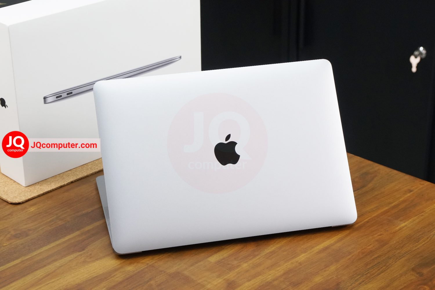 MacBook Air 13" 2020 / Apple M1 - Image 2