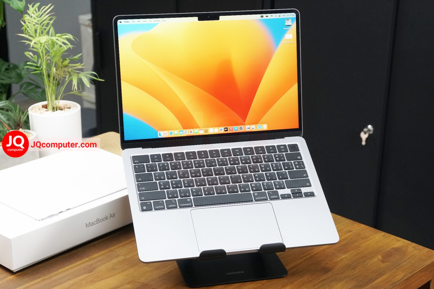MacBook Air 13" 2022 / Apple M2