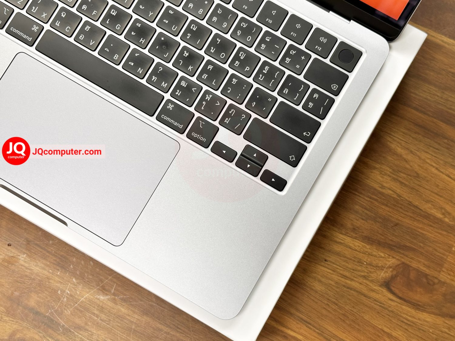 MacBook Air 13" 2022 / Apple M2 - Image 4