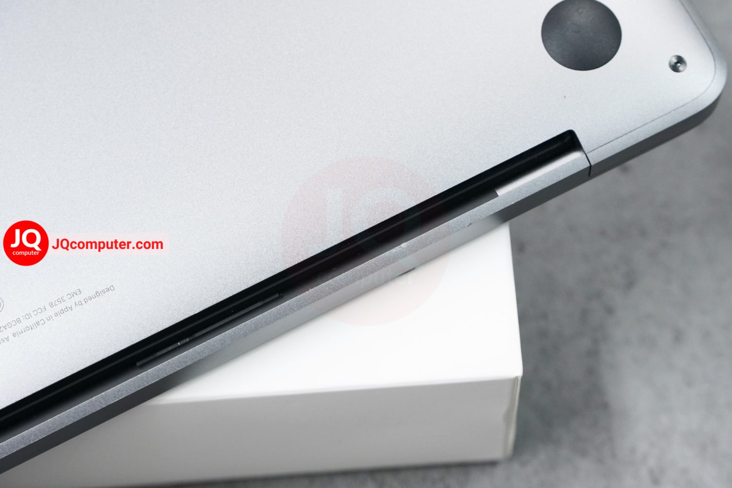 MacBook Pro 13" 2020 / Apple M1 (Top Spec) - Image 18