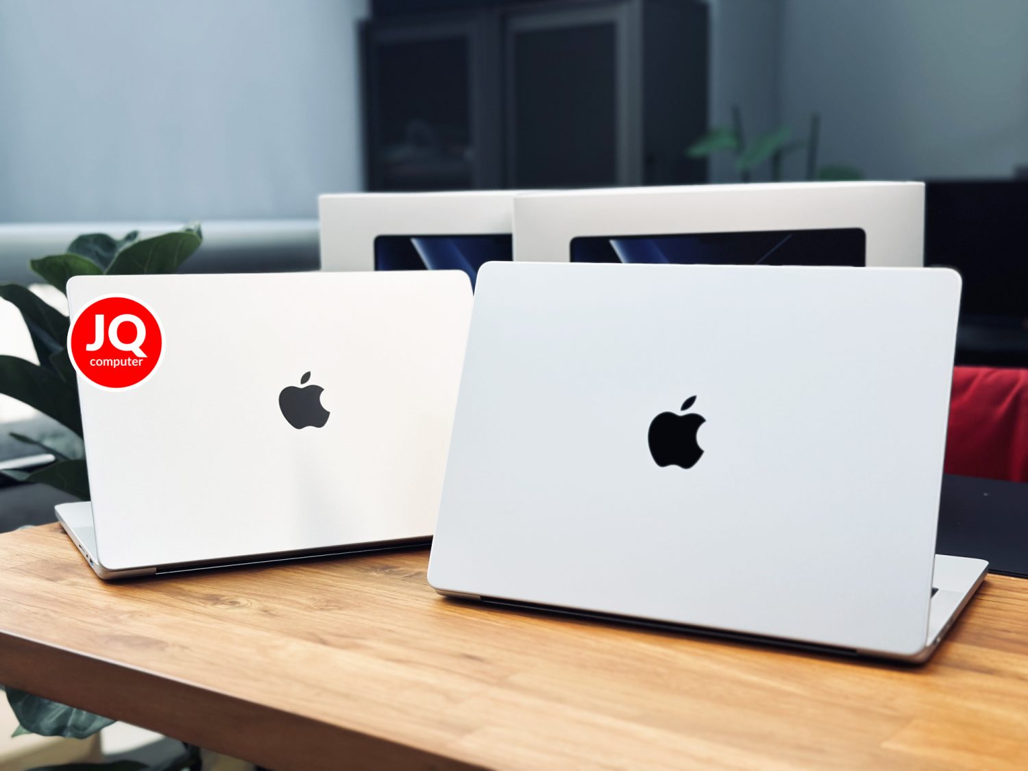 MacBook Pro 14" Apple M2 Pro, 2023 - Image 2