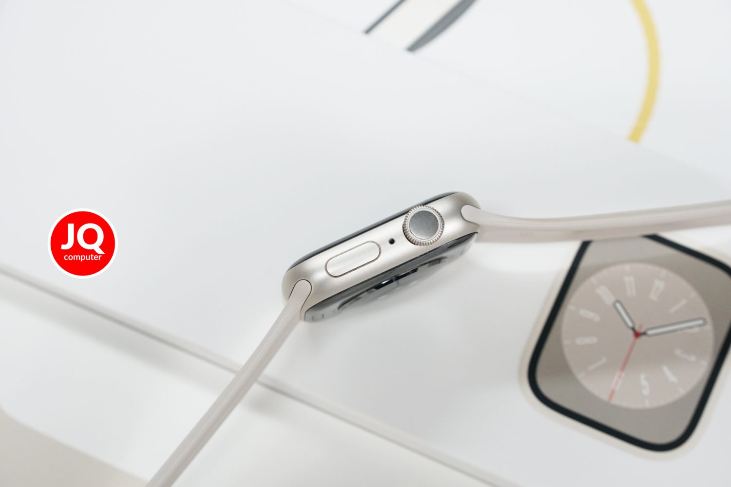 Apple Watch 8 GPS, 41 MM. - Image 3