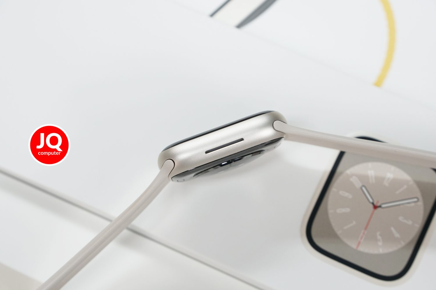 Apple Watch 8 GPS, 41 MM. - Image 4
