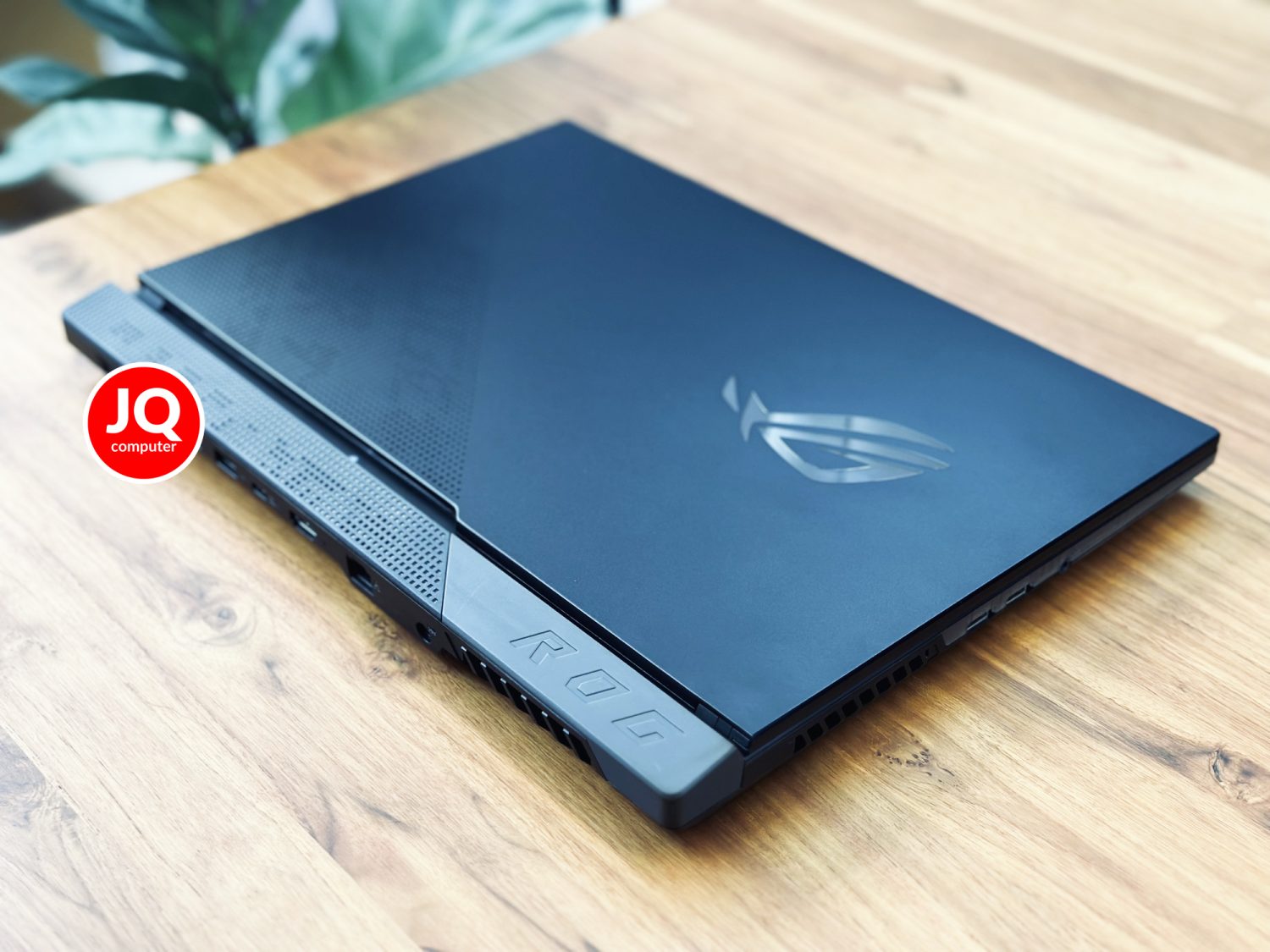 Asus ROG Strix Scar 15 - Image 22