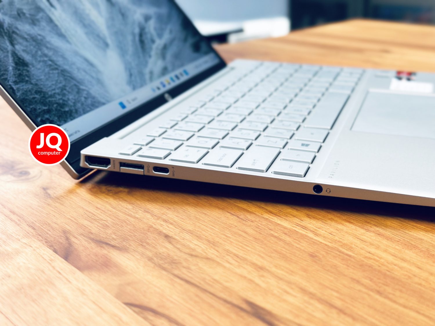 HP Pavilion Aero 13 - Image 15