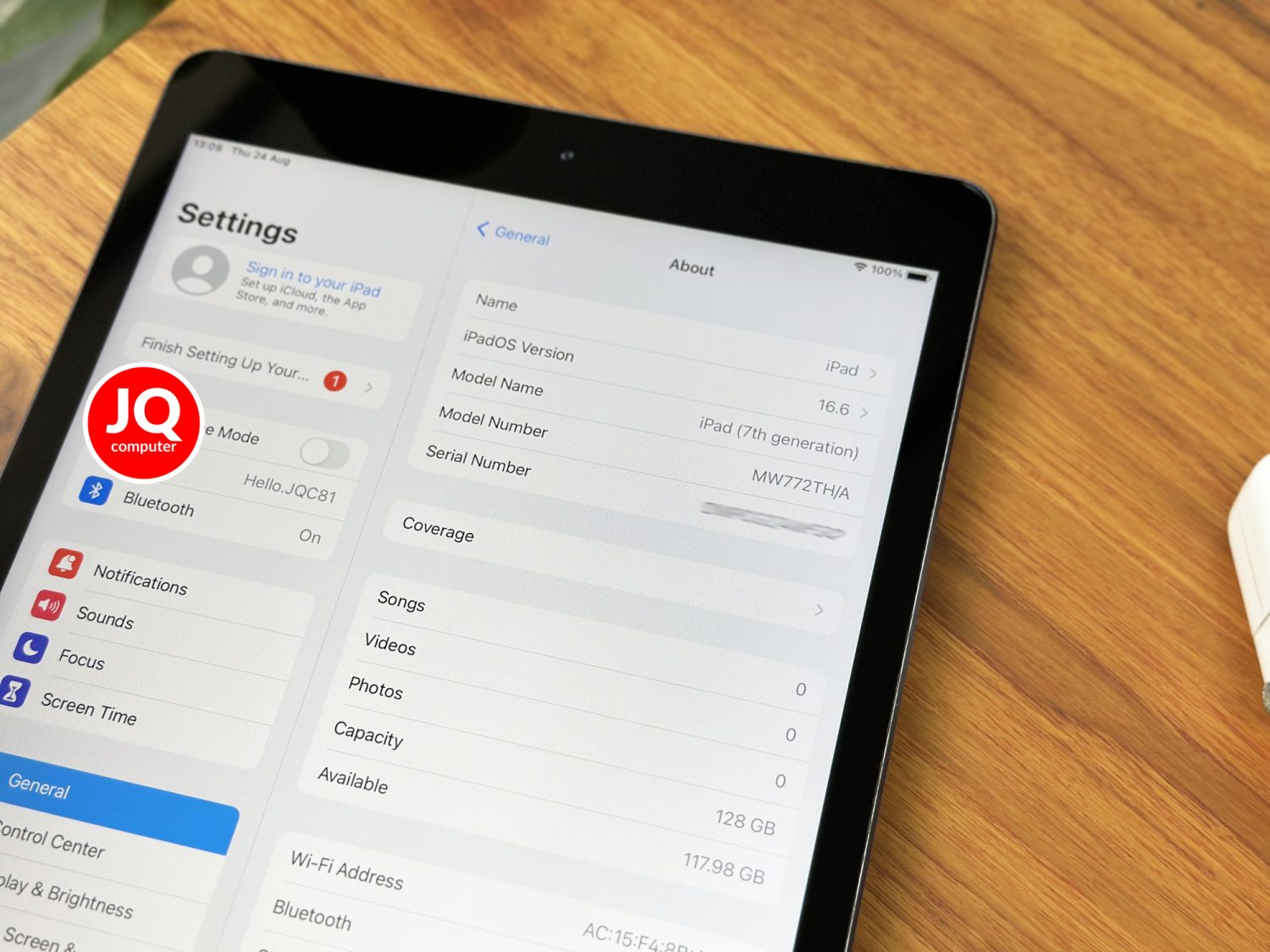 iPad 7 WiFi - Image 9