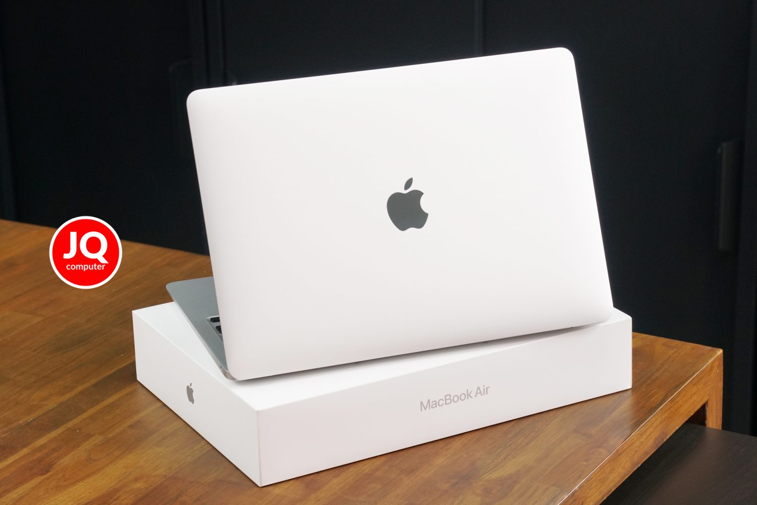 MacBook Air 13" Apple M1, 2020 (Apple Care+) - Image 2