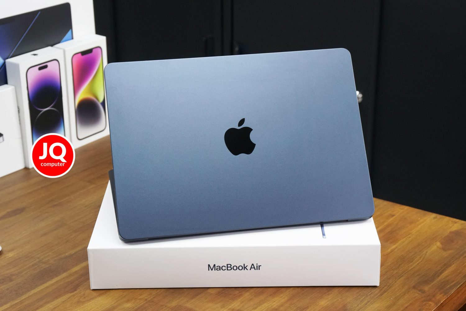 MacBook Air 13" Apple M2, 2022 (TOP-SPEC) - Image 2
