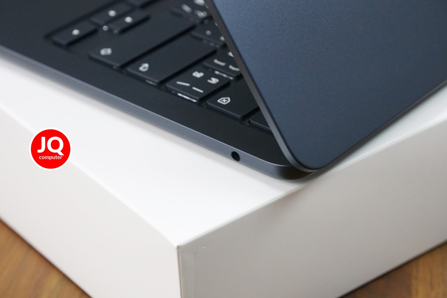 MacBook Air 13" Apple M2, 2022 (TOP-SPEC) - Image 12