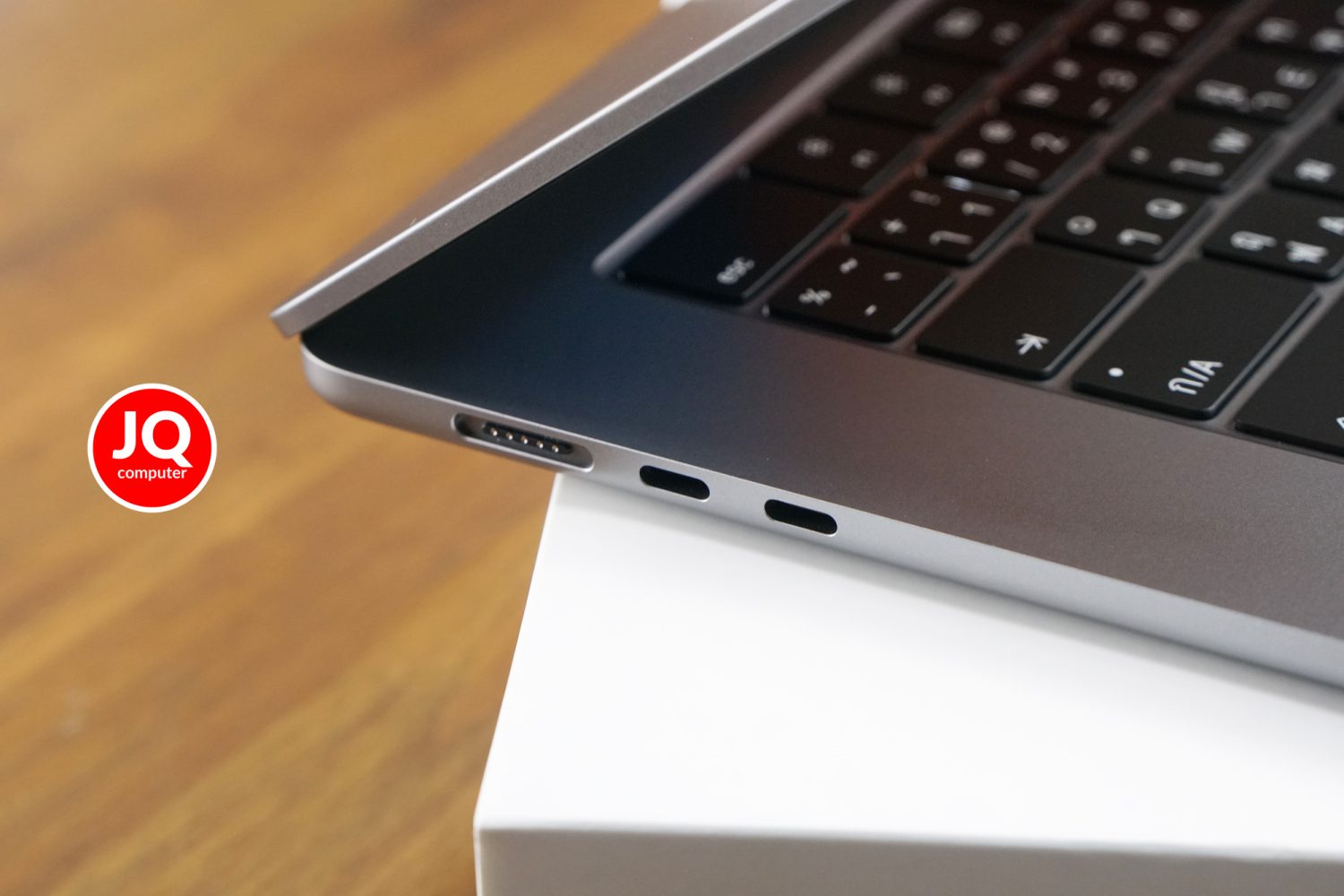 MacBook Air 15" Apple M2, 2023 - Image 13