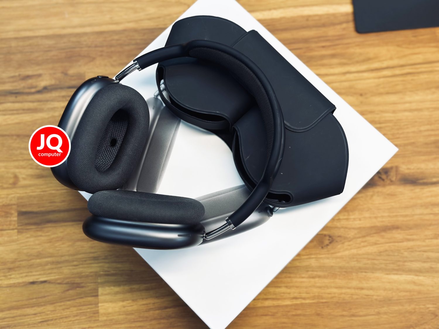 Apple AirPods Max - Image 9